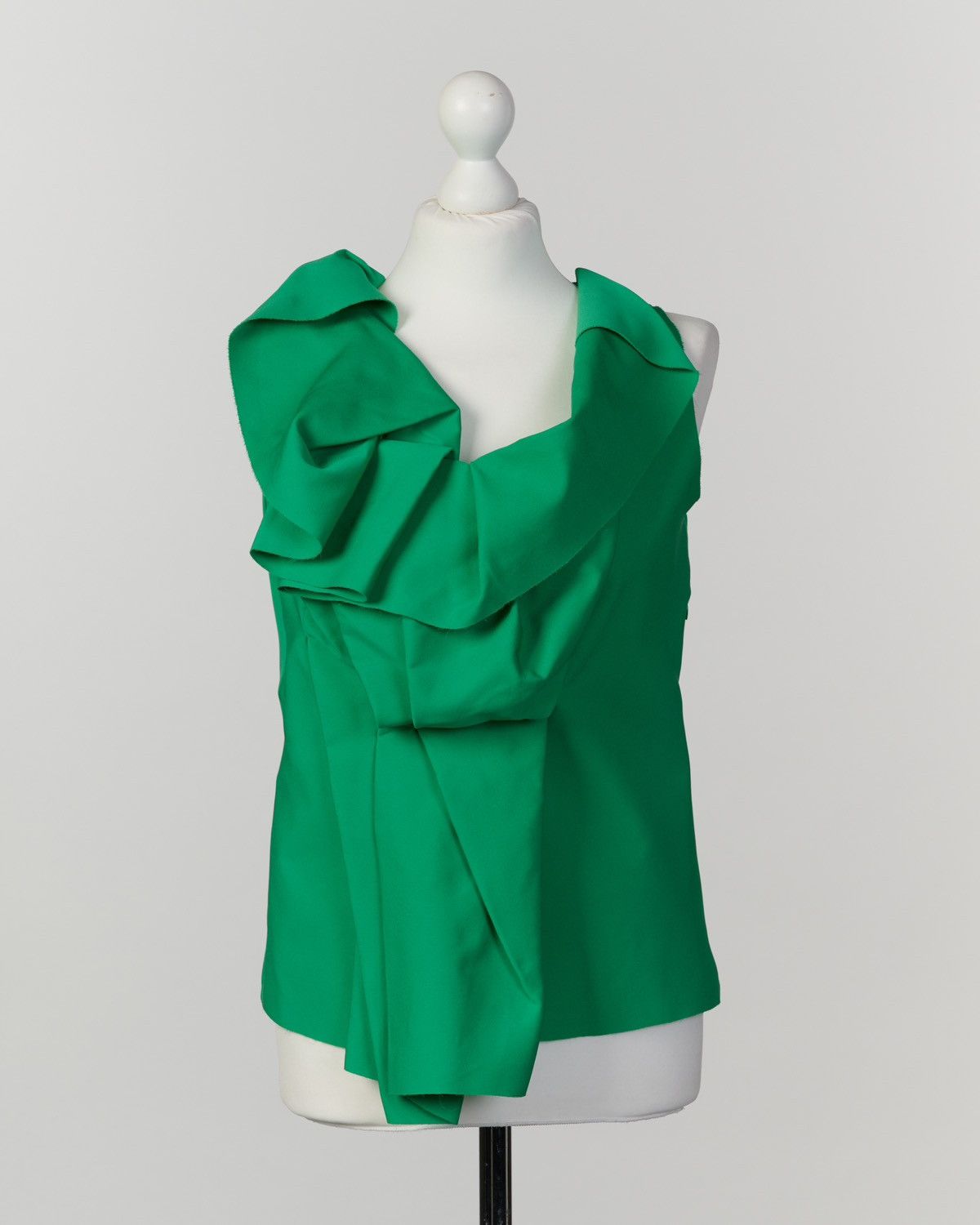 image of Maison Margiela Sleeveless Silk Blouse in Green, Women's (Size Medium)