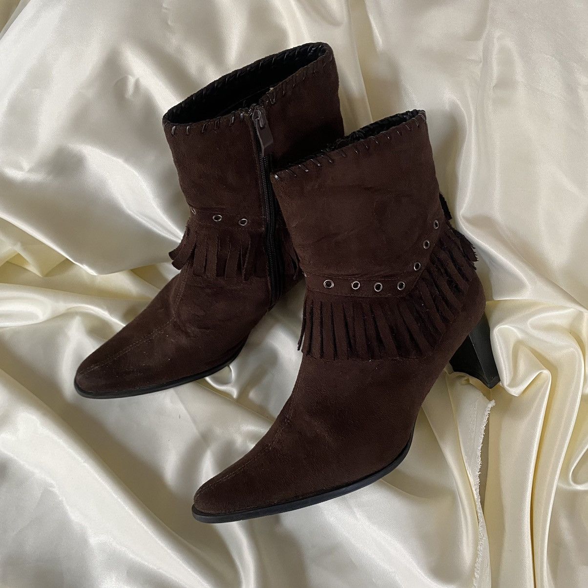 Vintage Vintage brown suede boho mid-calf boots Size US 6.5 / IT 36.5 - 1 Thumbnail