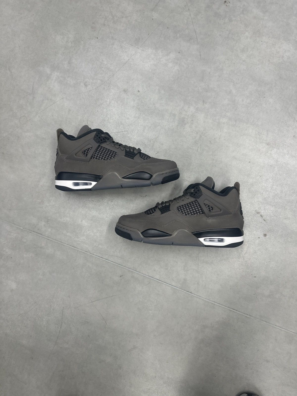 Nike Jordan 4 Cavestone UK8 Size US 8 / EU 41 - 1 Thumbnail