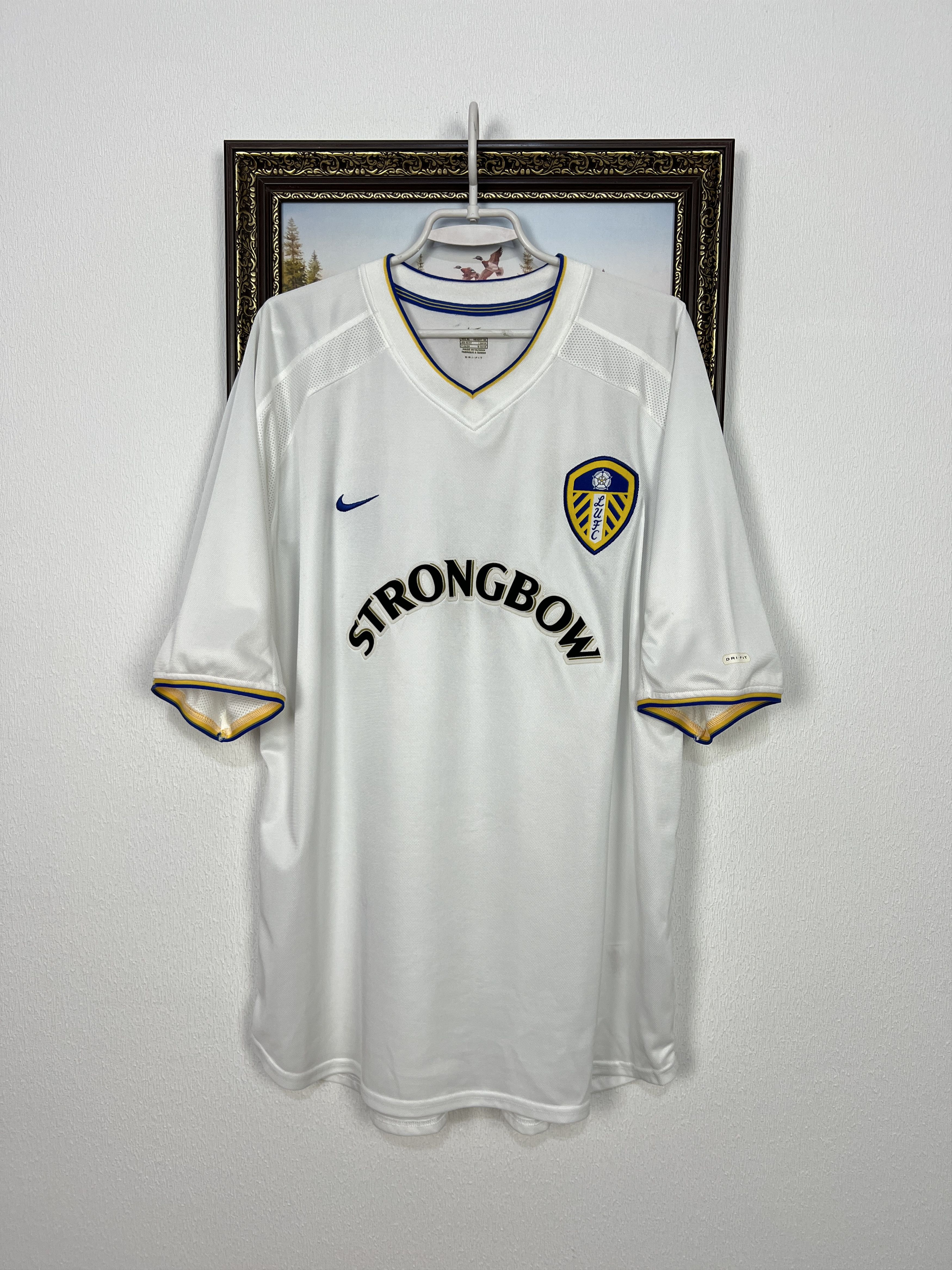 Nike Leeds United Home football shirt 2000 Soccer Nike Jersey Size US XL / EU 56 / 4 - 1 Thumbnail