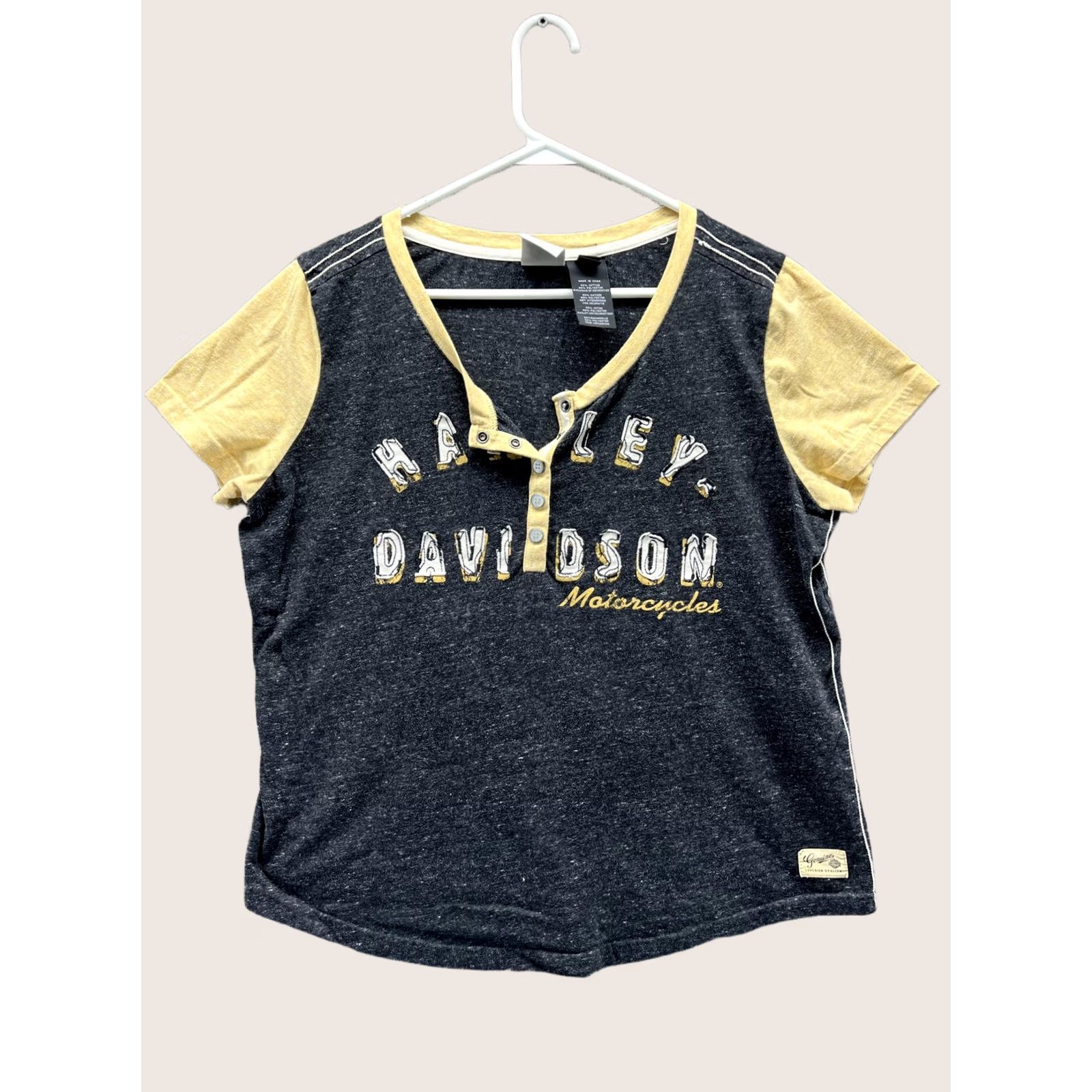 Harley Davidson Harley-Davidson Shirt Womens Medium Gray Yellow Ringer Henley Short Sleeve Top Size M / US 6-8 / IT 42-44 - 1 Thumbnail