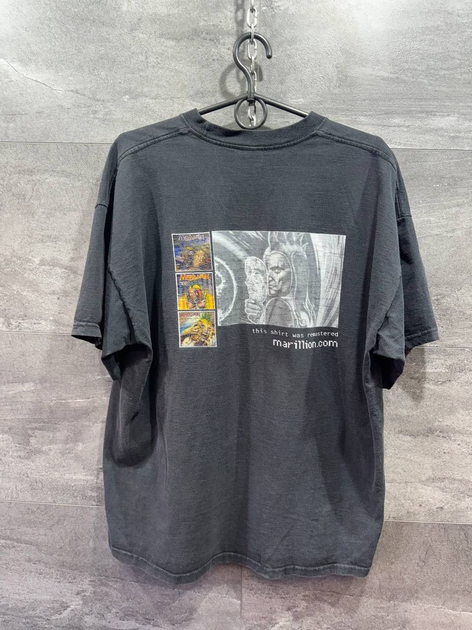 Band Tees Vintage MARILLION SCRIPT FOR AJESTER'S TEAR Rock T-Shirt Size US XL / EU 56 / 4 - 2 Thumbnail