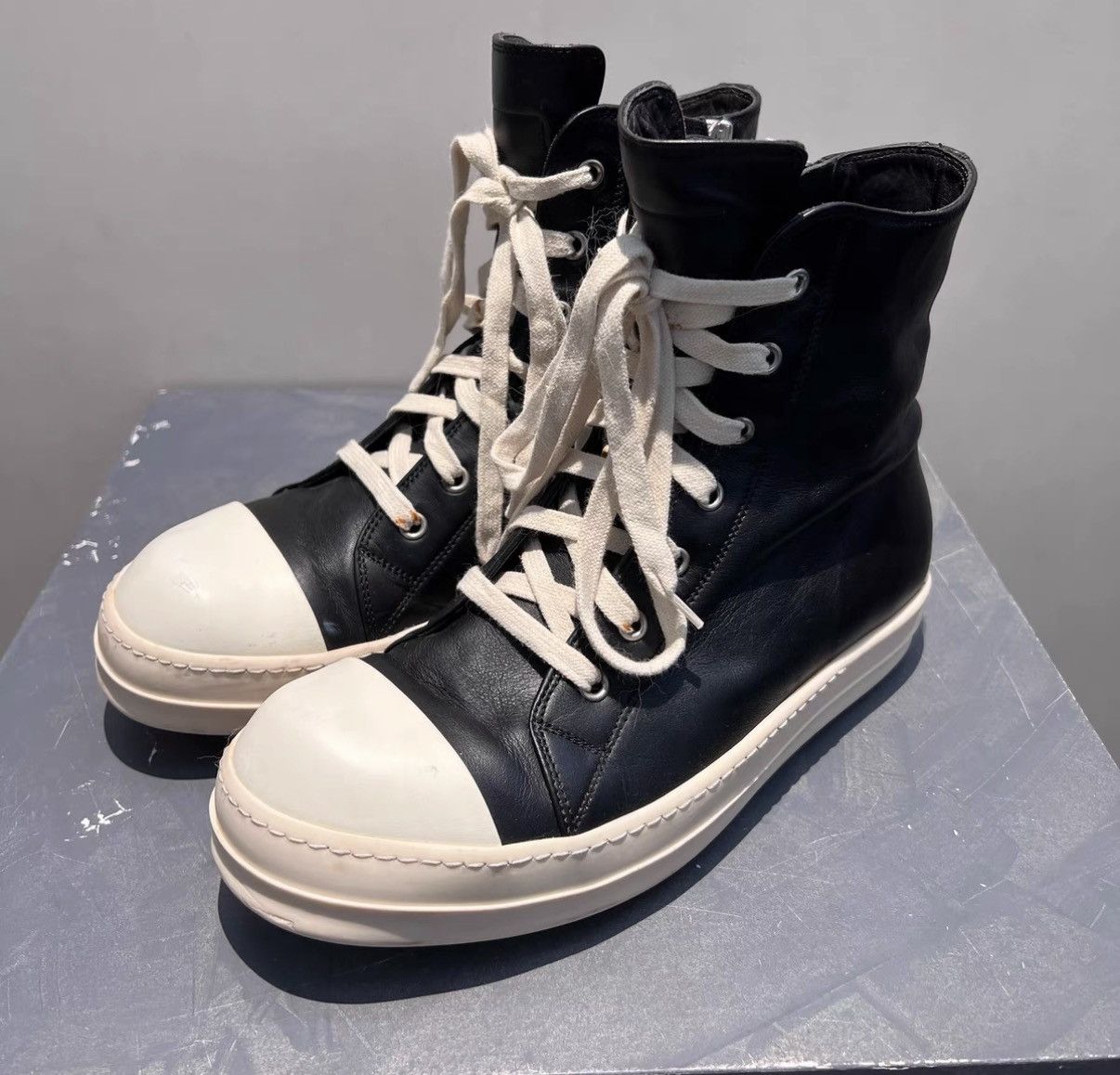 Rick Owens Rick Owens Leather High-Top Converse-Inspired Sneakers Size US 7.5 / EU 40-41 - 2 Thumbnail