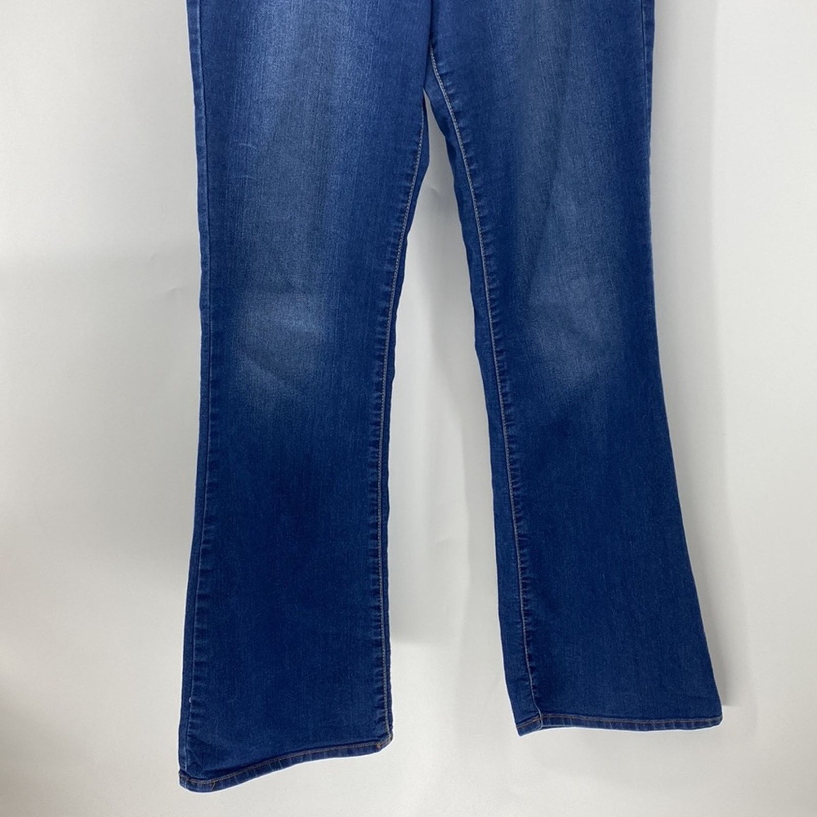 Lucky Brand Lucky Brand mid rise flare Y2K bohemian Gypsy jeans sz 28 Size 28" / US 6 / IT 42 - 3 Thumbnail