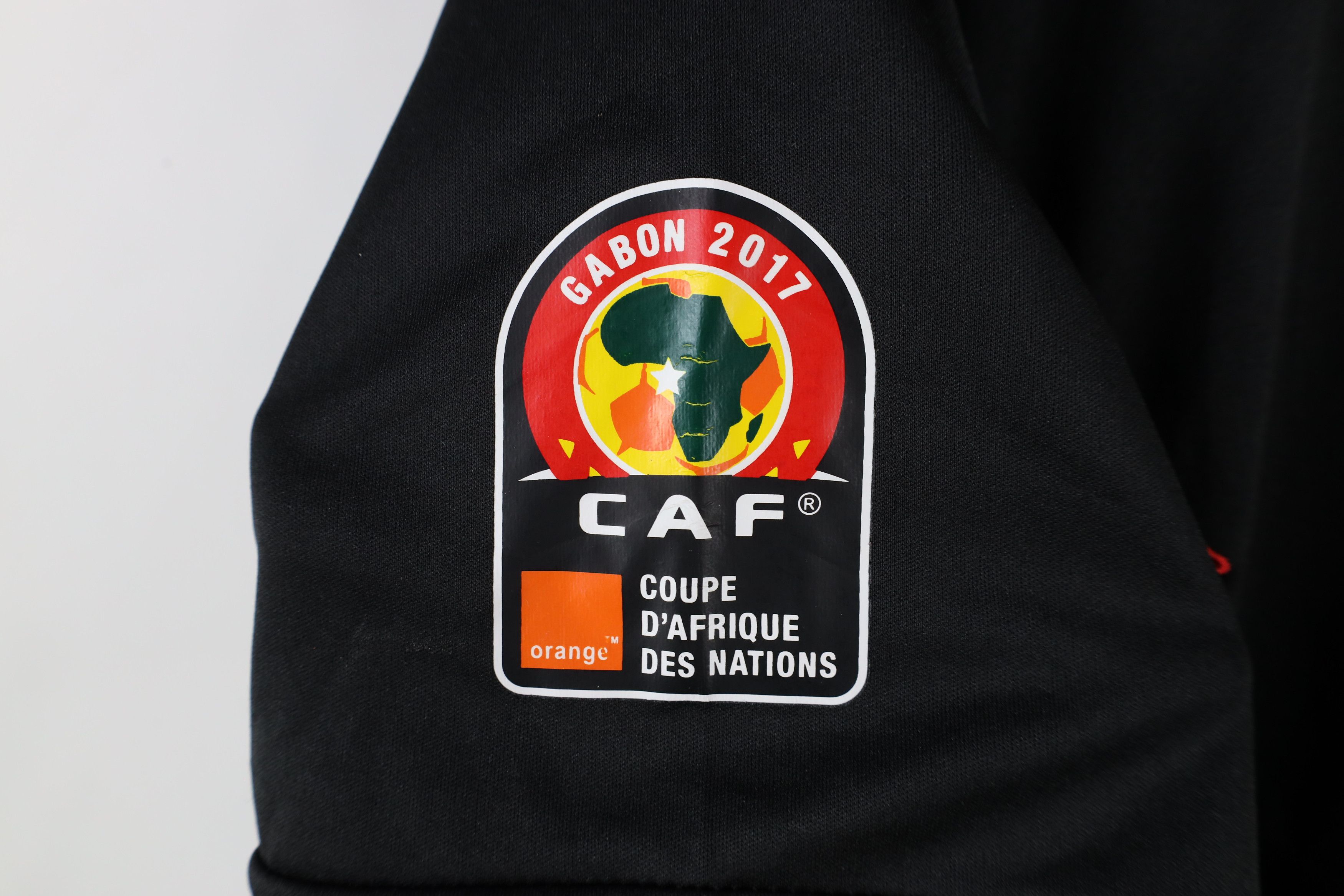 Vintage Vintage Y2K CAF Uganda National Team Soccer Football Jersey Size US L / EU 52-54 / 3 - 8 Thumbnail