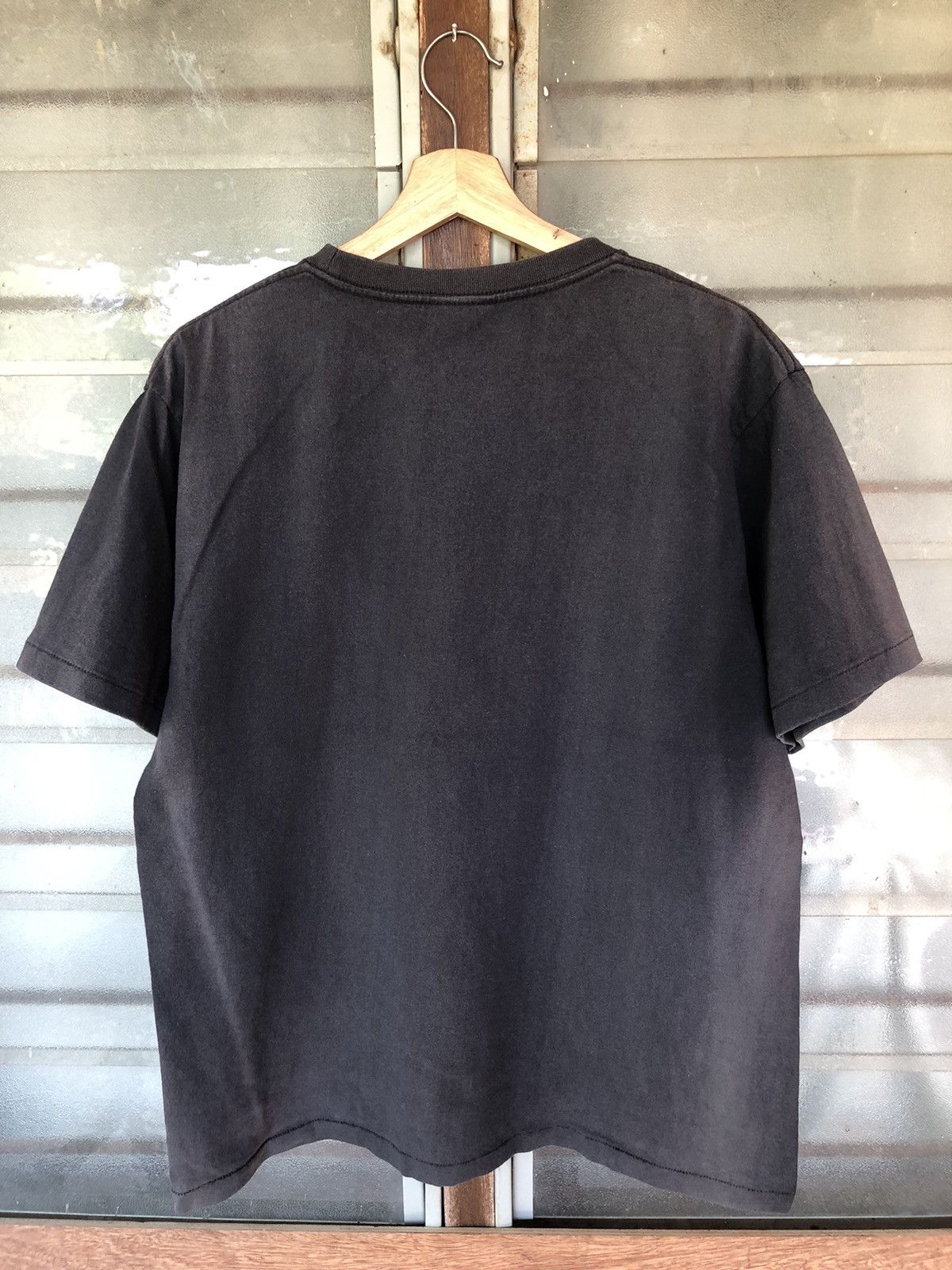 Bape Vintage A Bathing Ape Logo Sun Faded Shirt Tee Size US L / EU 52-54 / 3 - 9 Thumbnail