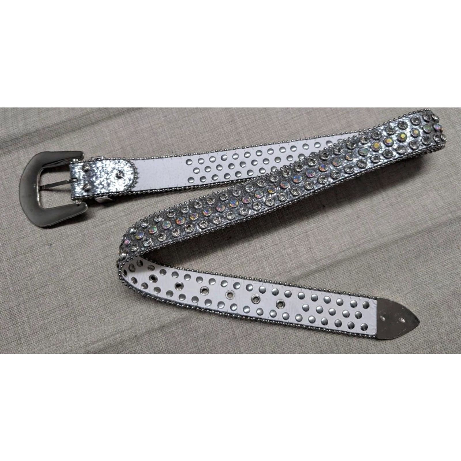 Vintage VINTAGE belt WESTERN 32 rhinestone studded silver leather 90s Cowboy rodeo Womens Size ONE SIZE - 4 Thumbnail