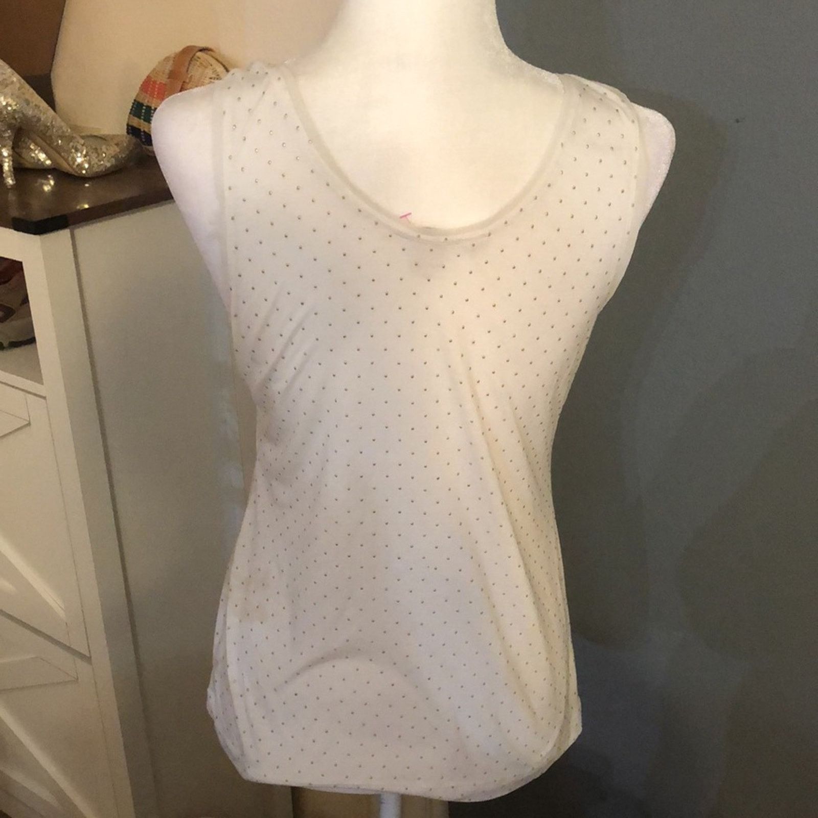 Banana Republic Banana Republic • White and Gold Polka Dotted Tank • Size S Size S / US 4 / IT 40 - 4 Thumbnail