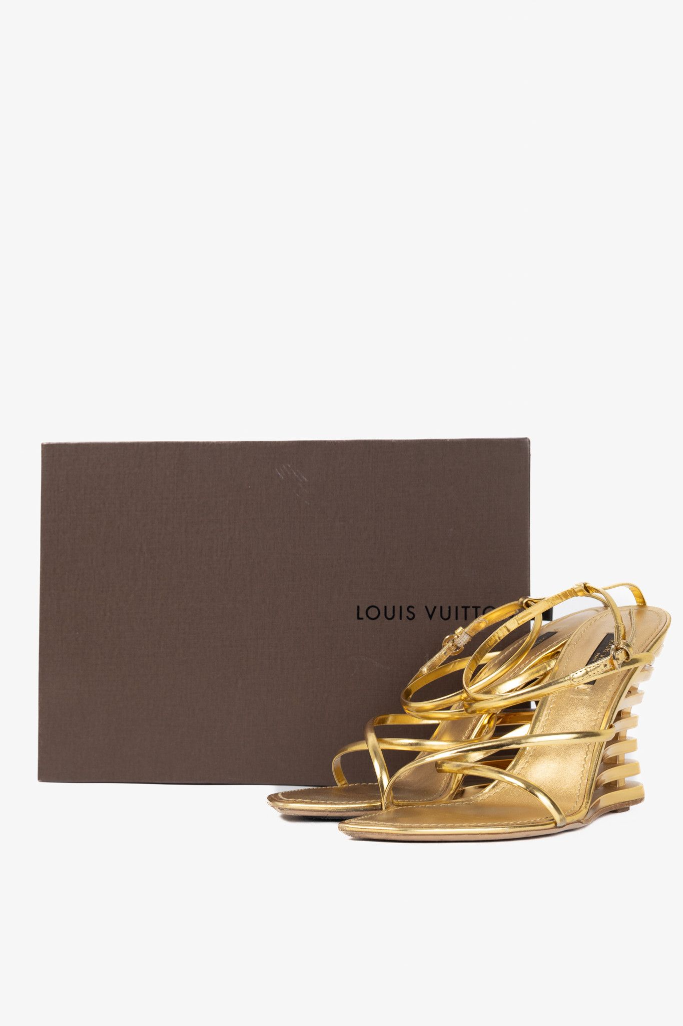 Louis Vuitton Louis Vuitton Lime Wedge Gold Leather Stepped-Heel Sandals Size US 7 / IT 37 - 11 Thumbnail