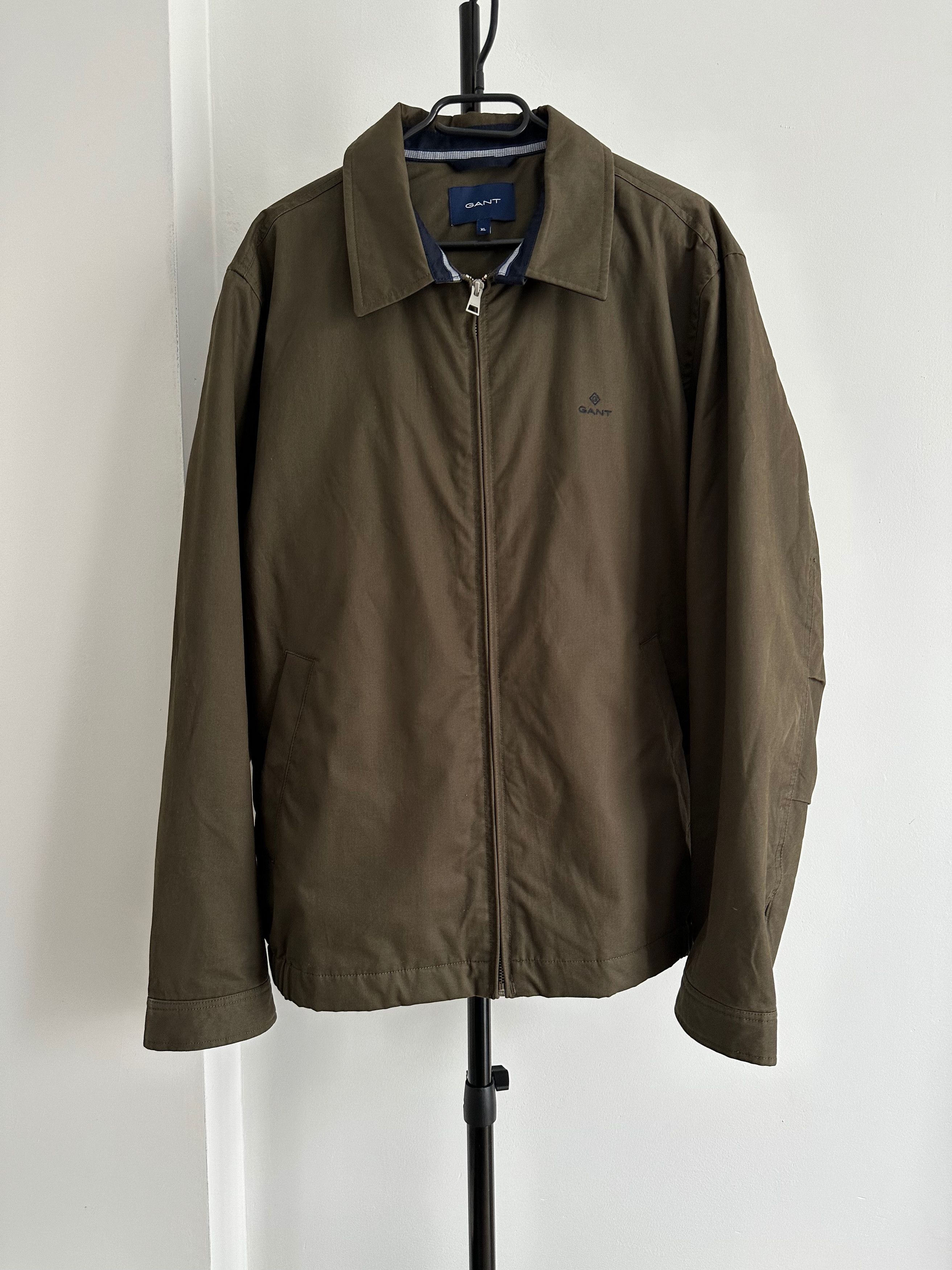 Gant GANT Windcheater jacket khaki dark green padded Size US XL / EU 56 / 4 - 1 Thumbnail