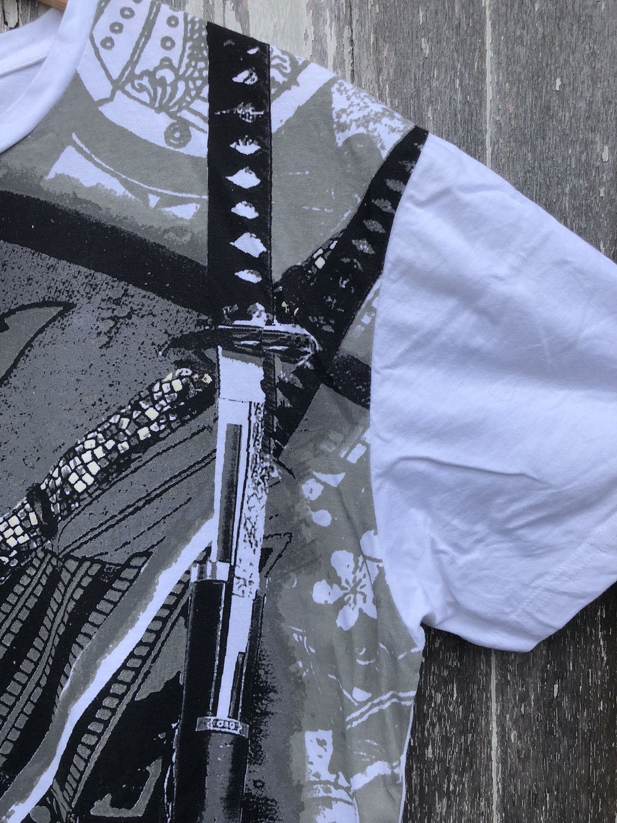 If Six Was Nine × Japanese Brand × Vintage Vintage Y2K OVP Whitetag Samurai Tshirts Size US XXL / EU 58 / 5 - 9 Thumbnail
