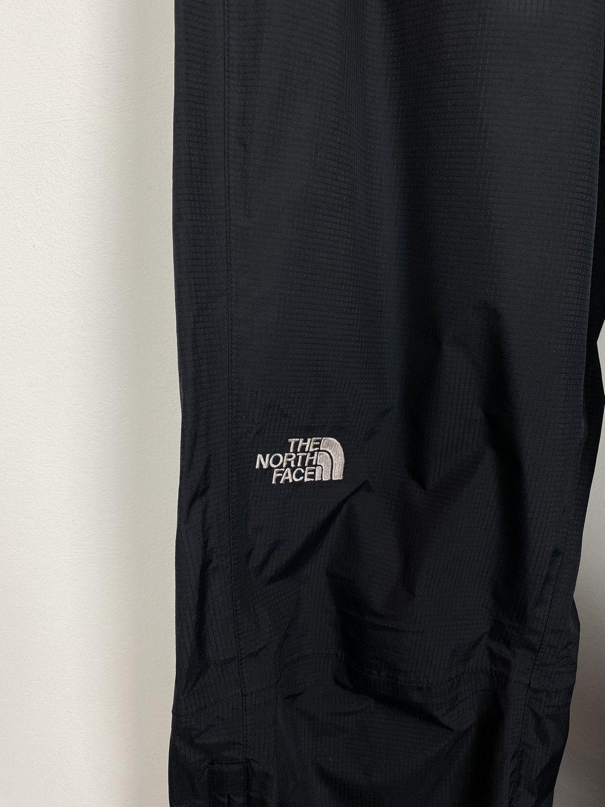 The North Face The North Face HyVent 2.5L Hiking Pants Women’s Size S Black Size 26" / US 2 / IT 38 - 4 Thumbnail