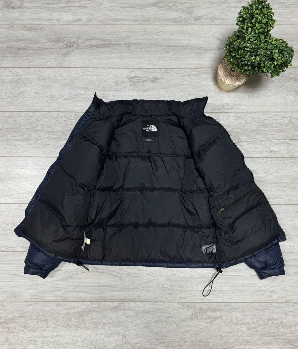 The North Face TNF 700 The North Face Nupste puffer down jacket Size US M / EU 48-50 / 2 - 10 Thumbnail