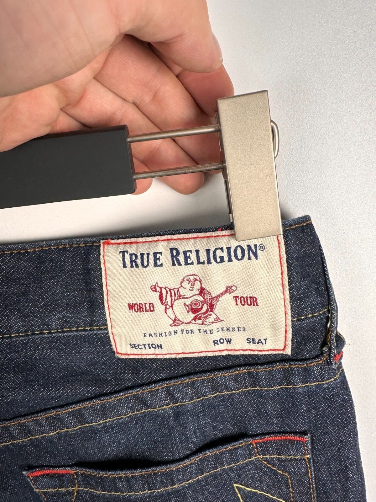 True Religion True Religion Rocco Relaxed Skinny Jeans Red Stitching Sz 32 Size US 32 / EU 48 - 4 Thumbnail