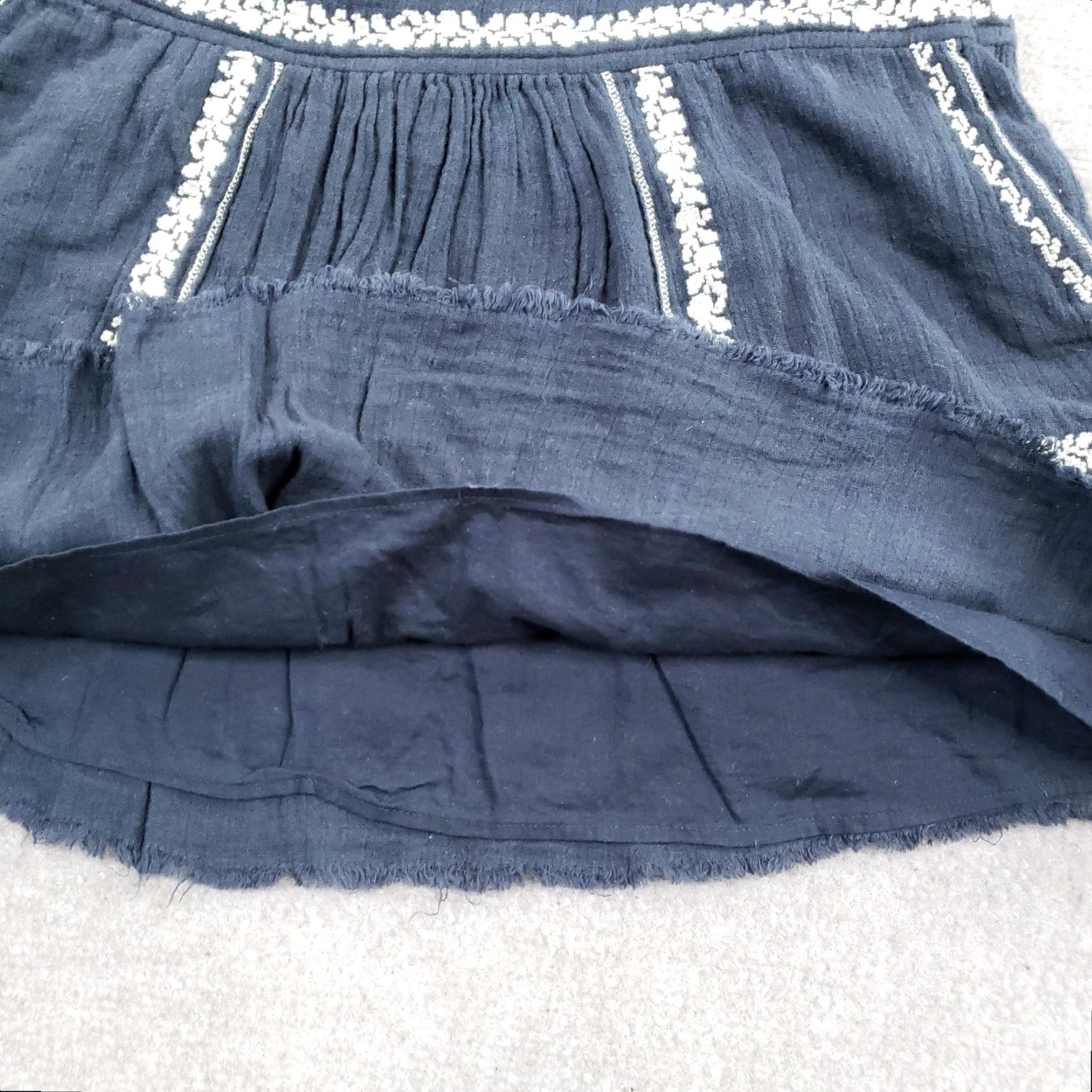 Vintage Isabel Marant Etoile Skirt Womens 36 Flare Short Navy Blue Embroidered Floral Pockets Lined Zip Bohemian Festival Casual Party/Cocktail Size 25" / US 0 / IT 36 - 7 Thumbnail