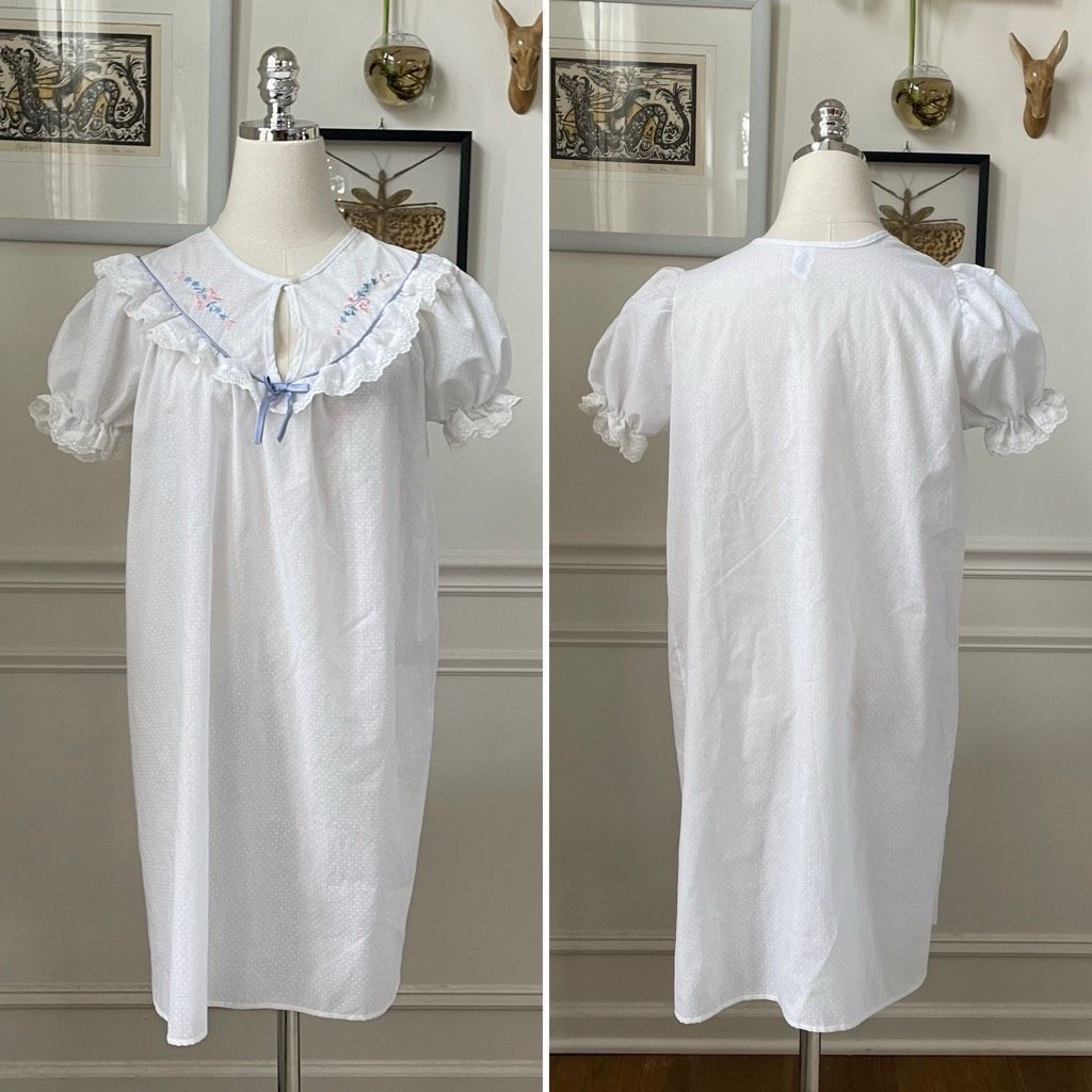 Vintage Vintage 70s Glencraft Nightgown Union Label White Swiss Dot Size ONE SIZE - 1 Thumbnail