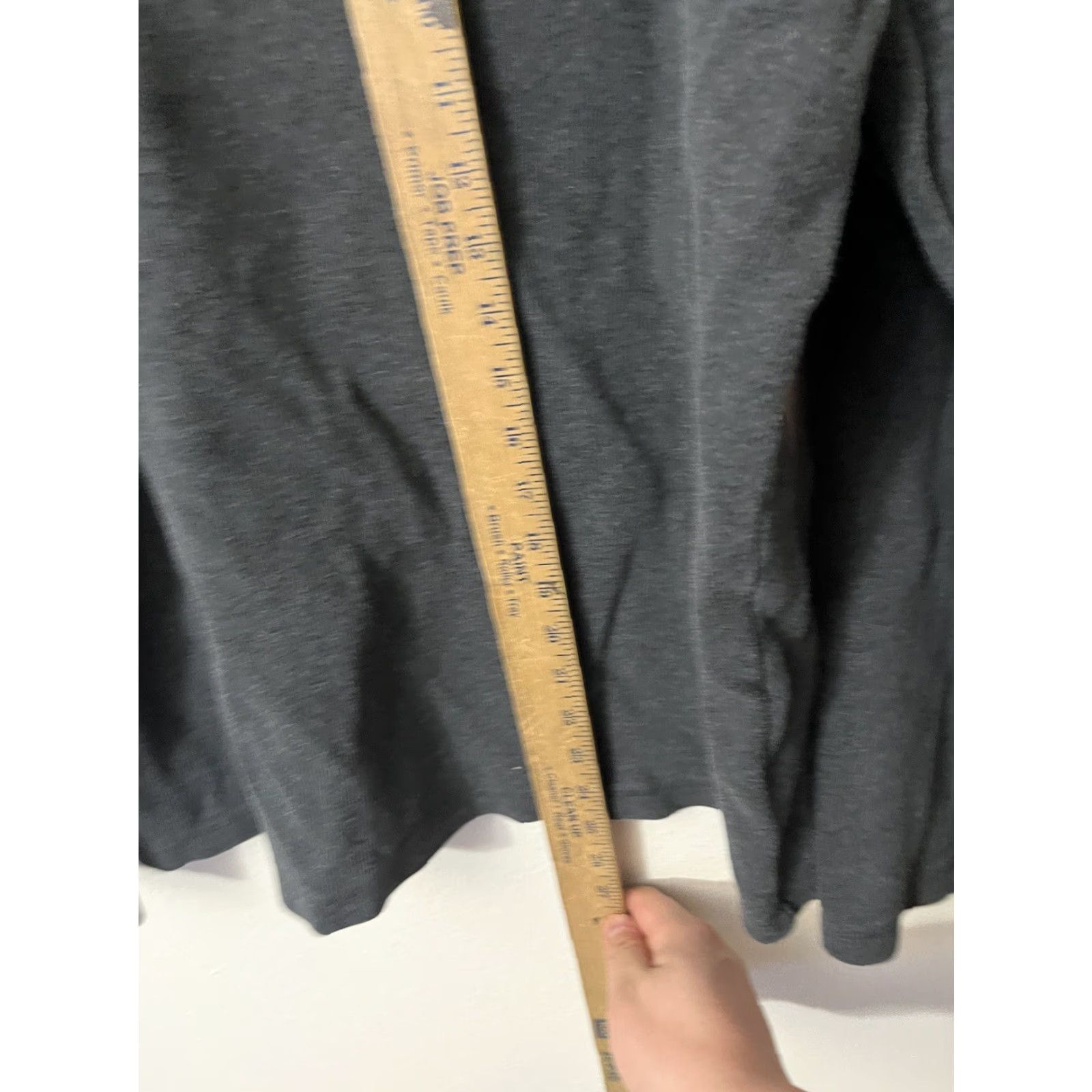 Express VINTAGE Men's Express Casual Pullover V-Neck Sweater L Charcoal Grey Classic Fit Size US L / EU 52-54 / 3 - 4 Thumbnail