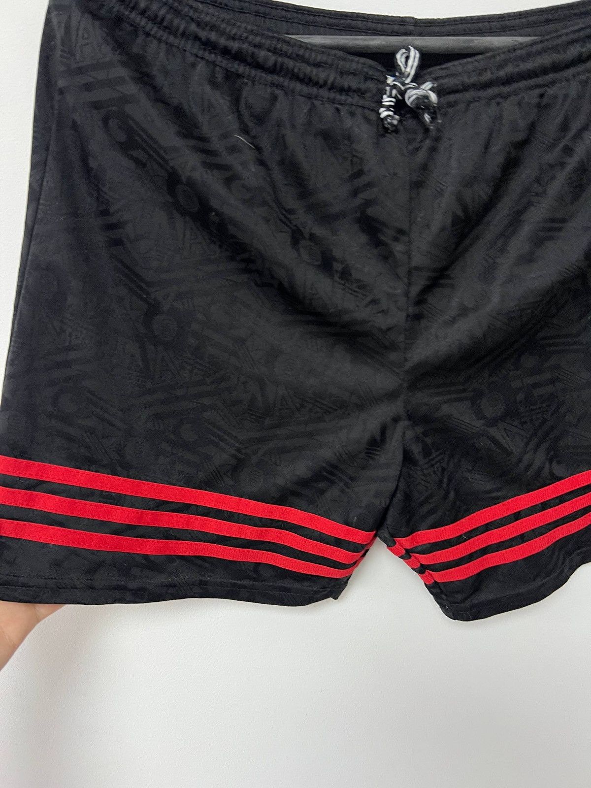 Adidas Vintage adidas shorts sz 32 made in United Kingdom Size US 32 / EU 48 - 7 Thumbnail