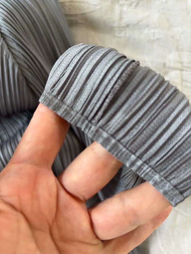 Issey Miyake Issey Miyake Grey pleated shirt Size M / US 6-8 / IT 42-44 - 8 Thumbnail