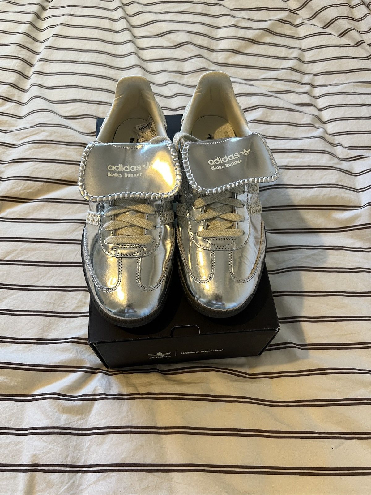 Adidas × Wales Bonner Wales Bonner x Adidas Silver Samba US 10 Size US 10 / EU 43 - 3 Thumbnail