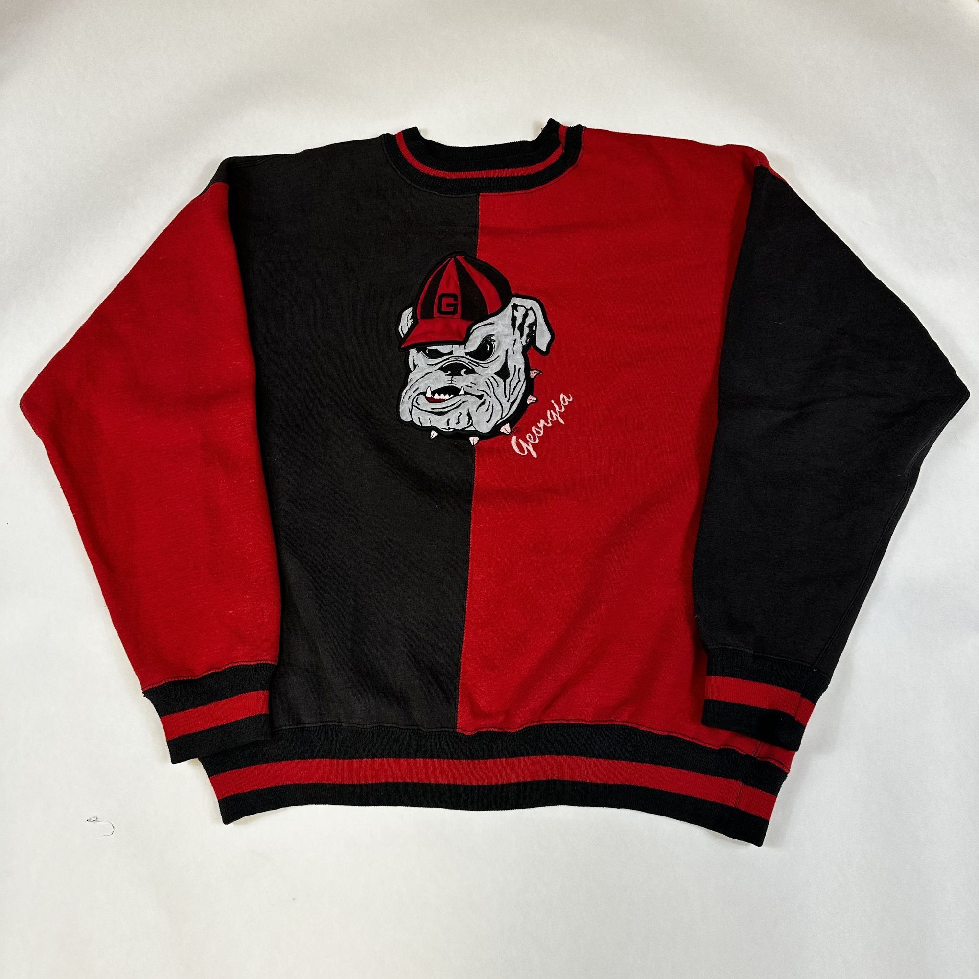 Vintage Vintage Georgia Bulldogs Sweatshirt L Midwest Embroidery Red Size US L / EU 52-54 / 3 - 1 Thumbnail