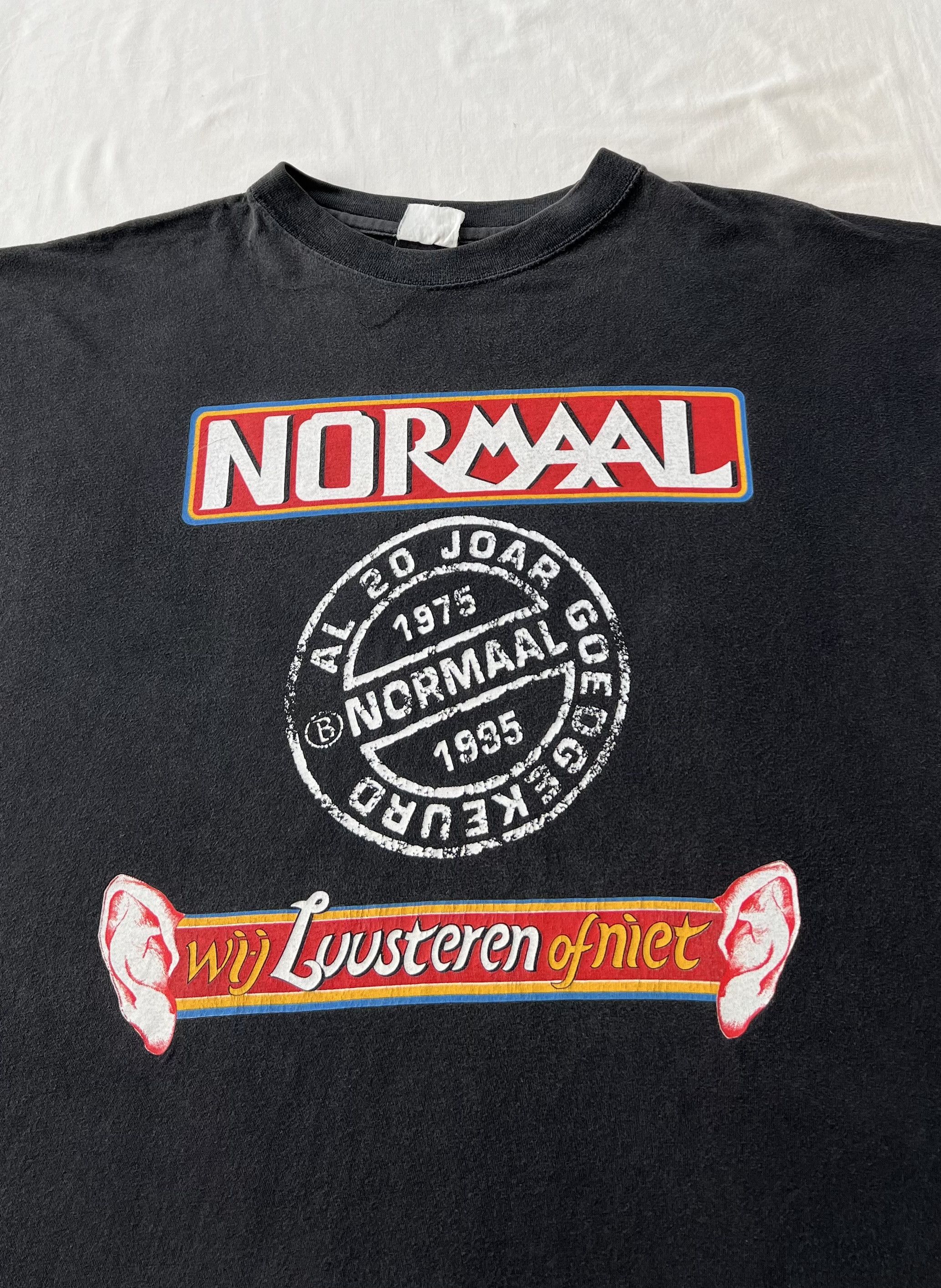 Band Tees Vintage 1995 Normaal 20 Joar Veldtocht Black T-shirt Size US XL / EU 56 / 4 - 5 Thumbnail