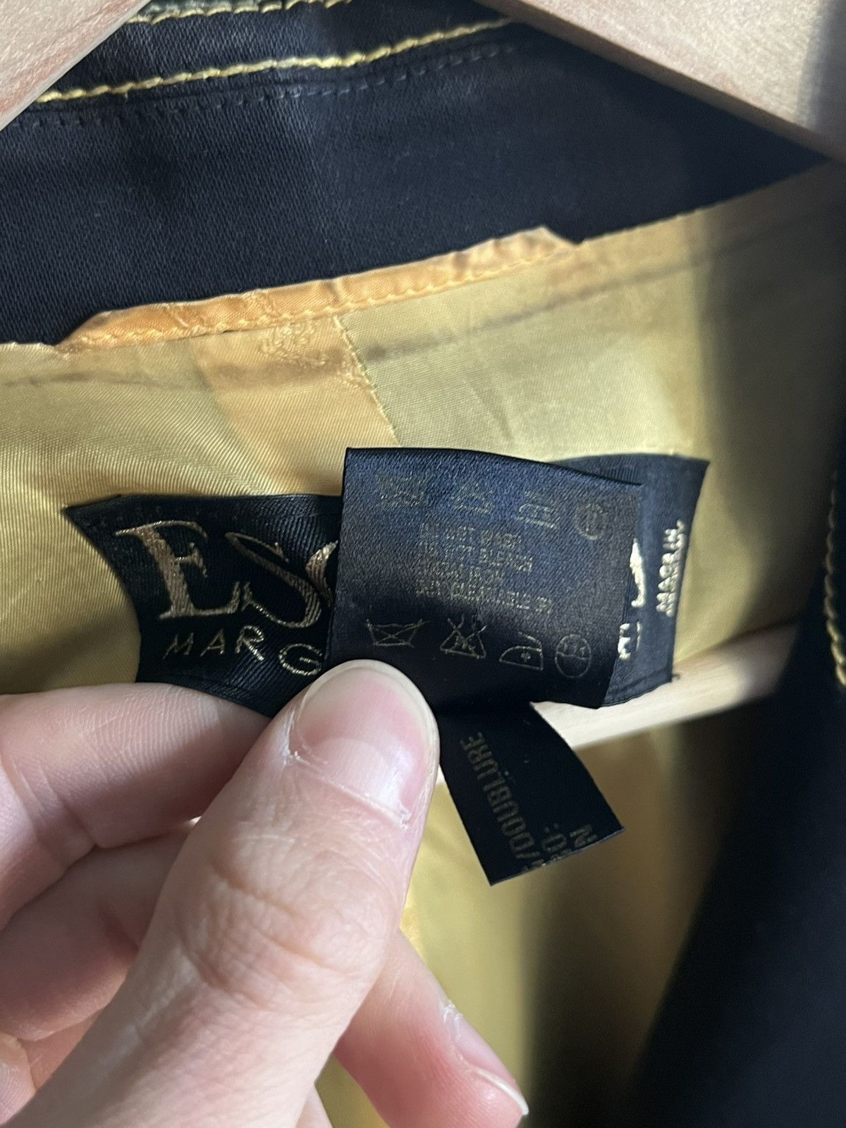 Escada Vintage Escada Margaretga Ley Navy/Gold Virgin Wool Blazer Size M / US 6-8 / IT 42-44 - 12 Thumbnail