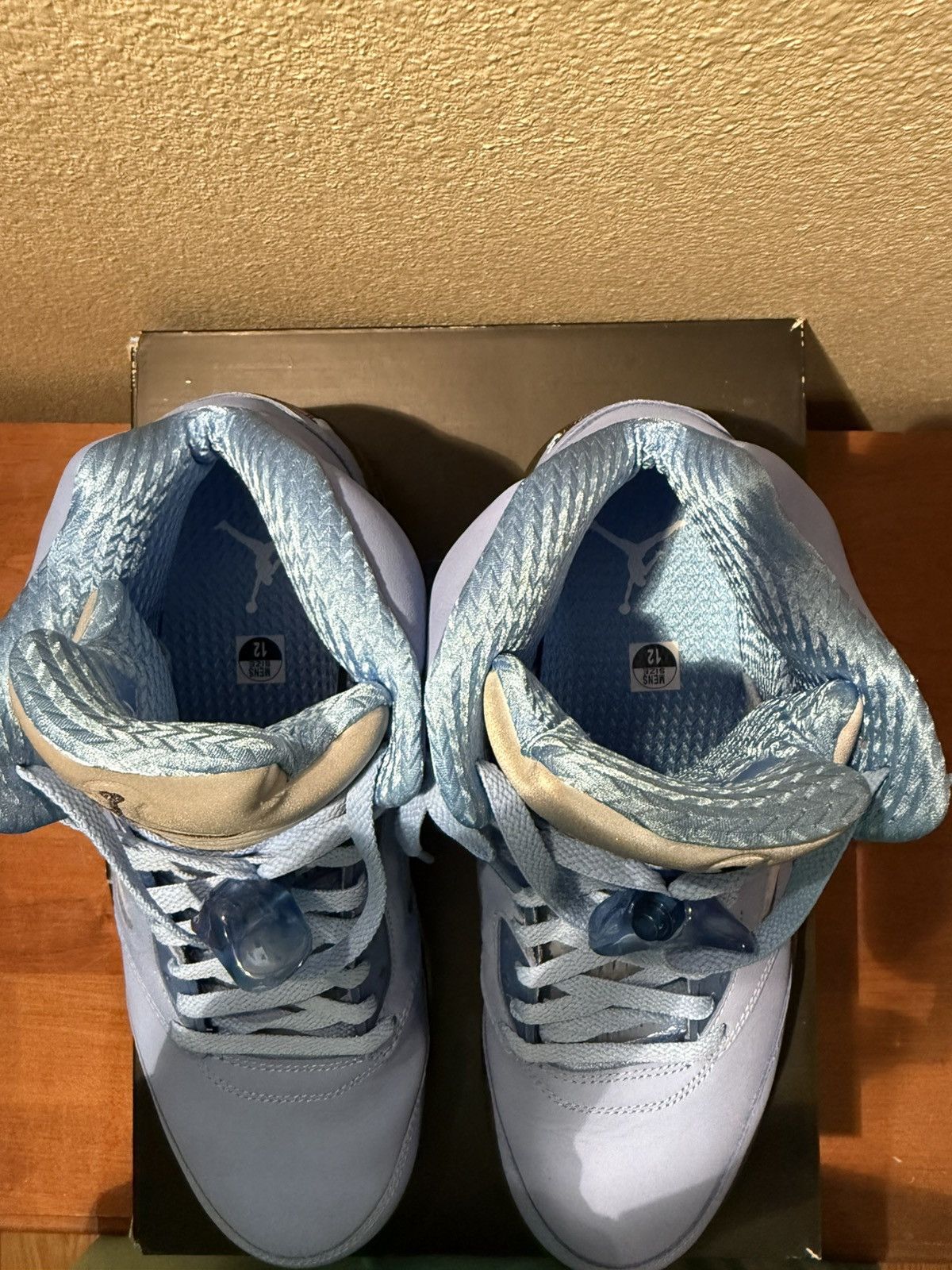 Jordan Brand × Nike Jordan 5 UNC Size US 12 / EU 45 - 7 Thumbnail