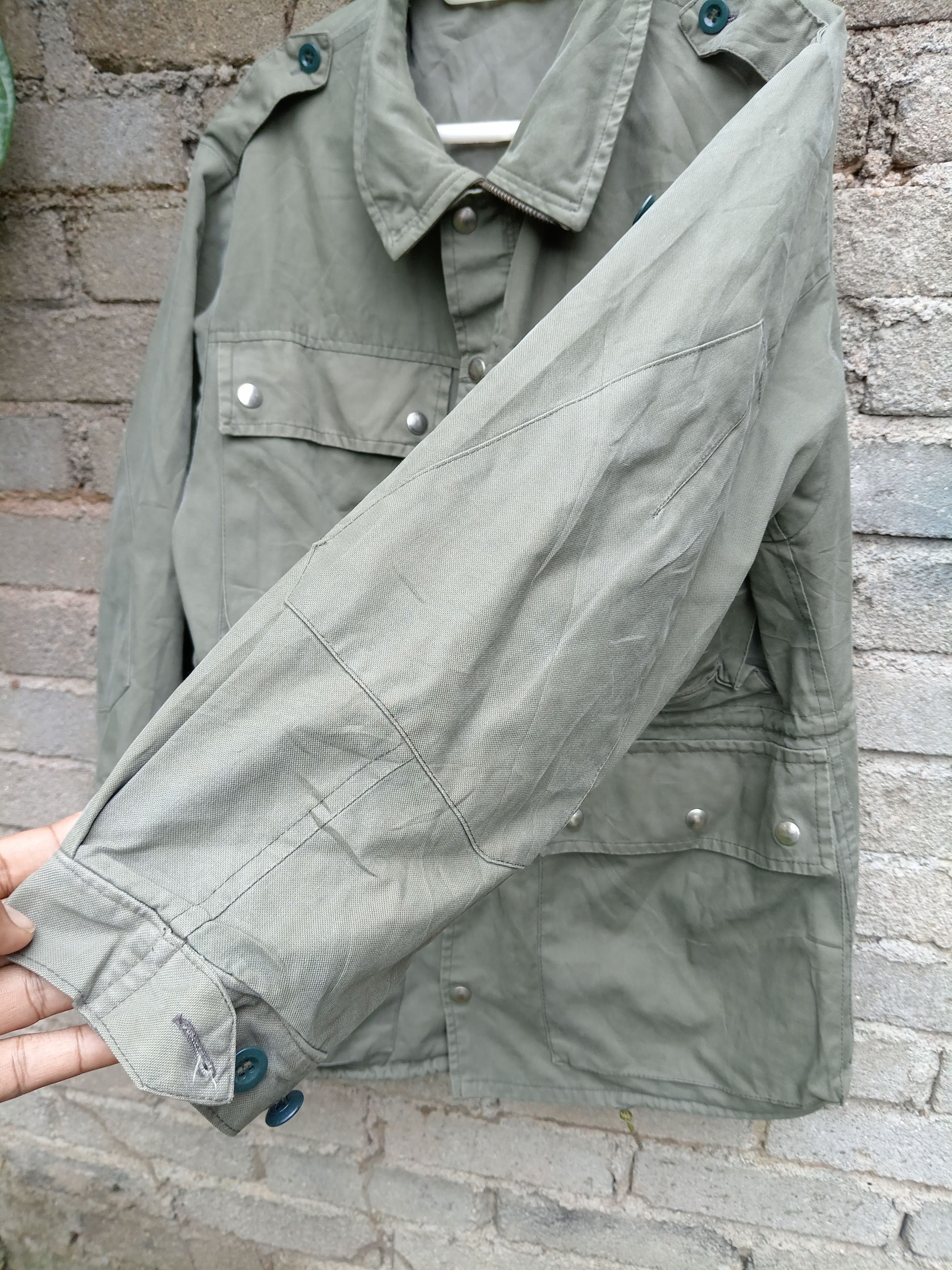 Vintage Vintage Swiss army jacket Size US M / EU 48-50 / 2 - 6 Thumbnail