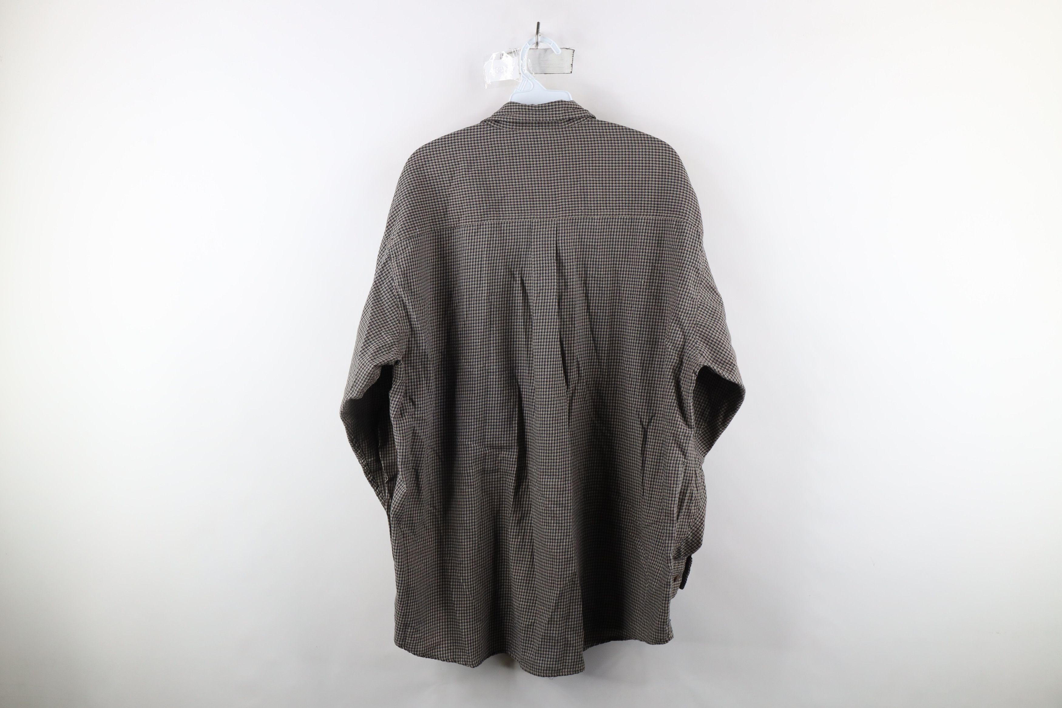 Vintage Vintage 90s Streetwear Faded Checkered Collared Button Shirt Size US XL / EU 56 / 4 - 8 Thumbnail