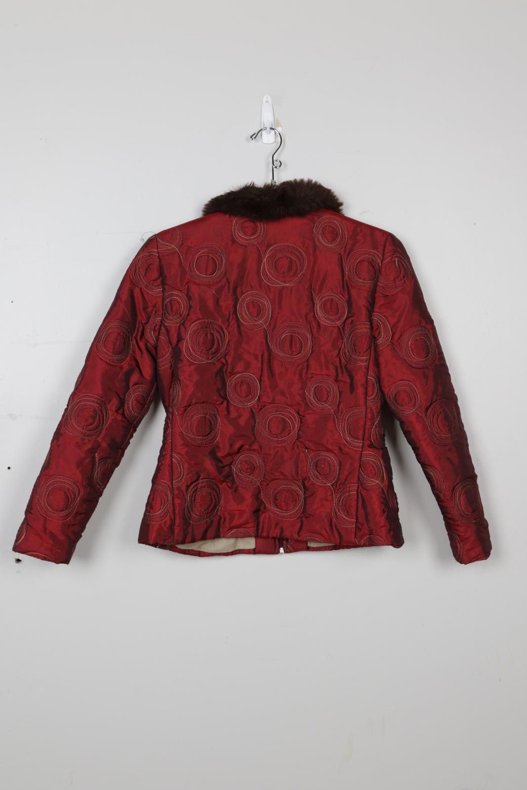 Unknown London 00's ON by Leboff Spiral Fitted Puffer Jacket Size M / US 6-8 / IT 42-44 - 2 Thumbnail