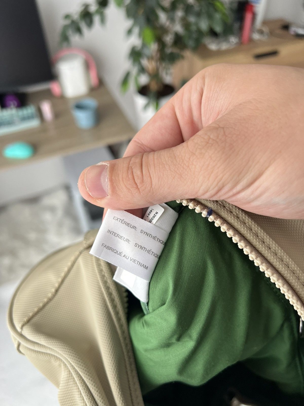 Lacoste 🐊Y2K Lacoste Vintage Bowling Bag Beige Green Croc 2000s Size ONE SIZE - 18 Thumbnail