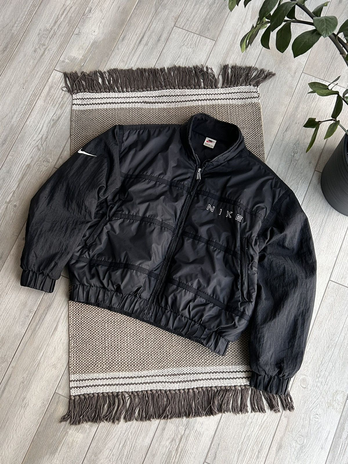 Nike × Vintage Vintage Nike Swoosh Jacket Y2K Size US S / EU 44-46 / 1 - 2 Thumbnail