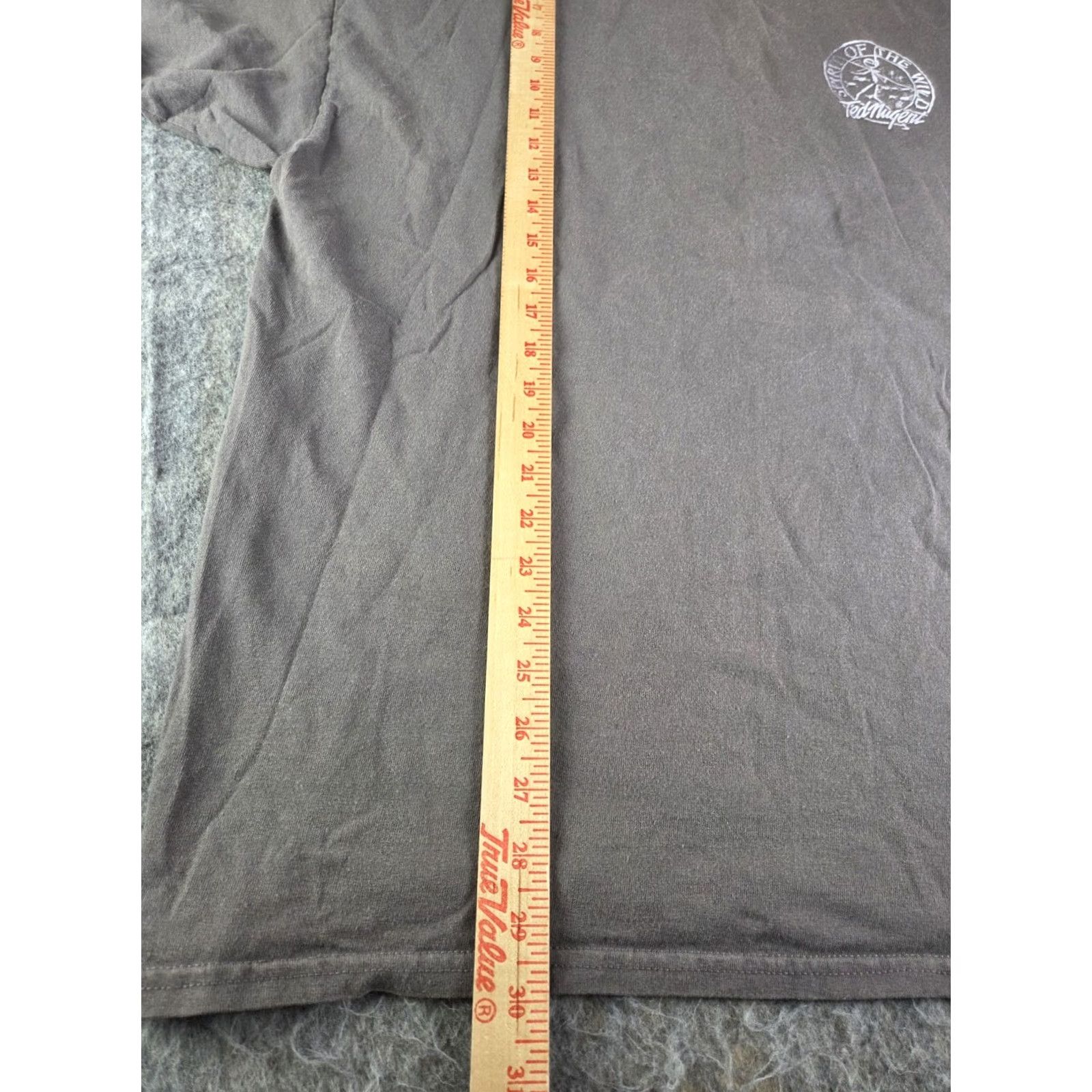 Gildan VINTAGE Ted Nugent Spirit Of The Wild Double Sided Tour Shirt 2XL Gray Cotton Knit Logo Size US XXL / EU 58 / 5 - 7 Thumbnail