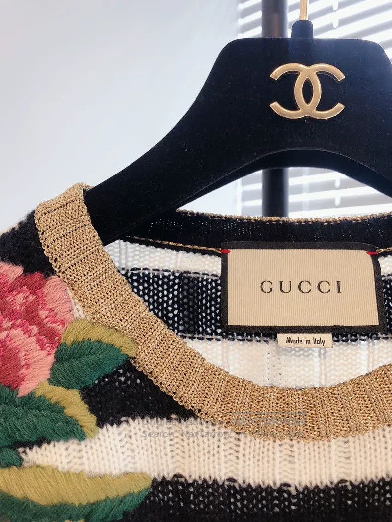 Gucci Gucci Floral embroidered horizontal striped sweater Size M / US 6-8 / IT 42-44 - 6 Thumbnail