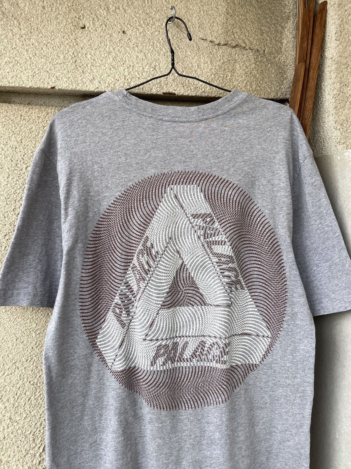 Palace Vintage Palace Skateboards Tri-Ferg Logo T-Shirt Size XL Size US XL / EU 56 / 4 - 9 Thumbnail