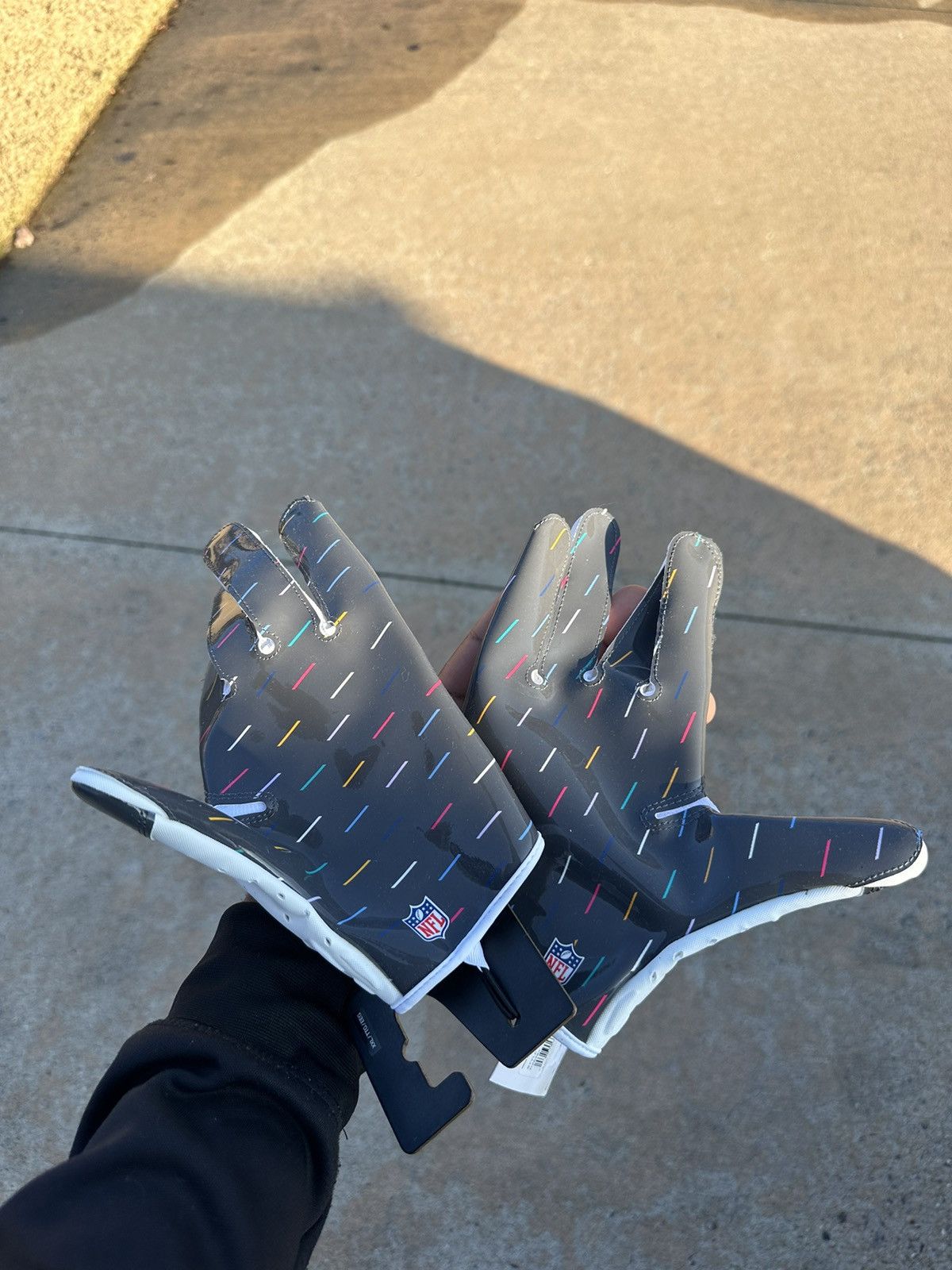 NFL × Nike Nike NFL Crucial Catch Vapor Jet Football Gloves Size ONE SIZE - 5 Thumbnail