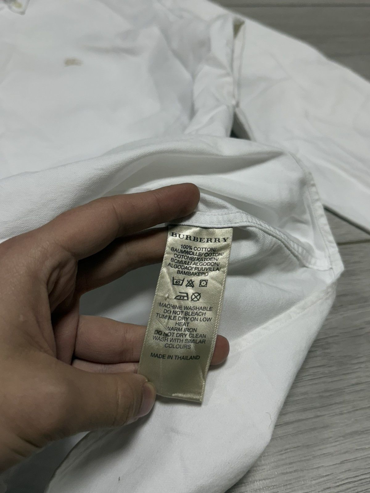 Burberry Burberry shirt buttons nova check overshot Size US L / EU 52-54 / 3 - 7 Thumbnail