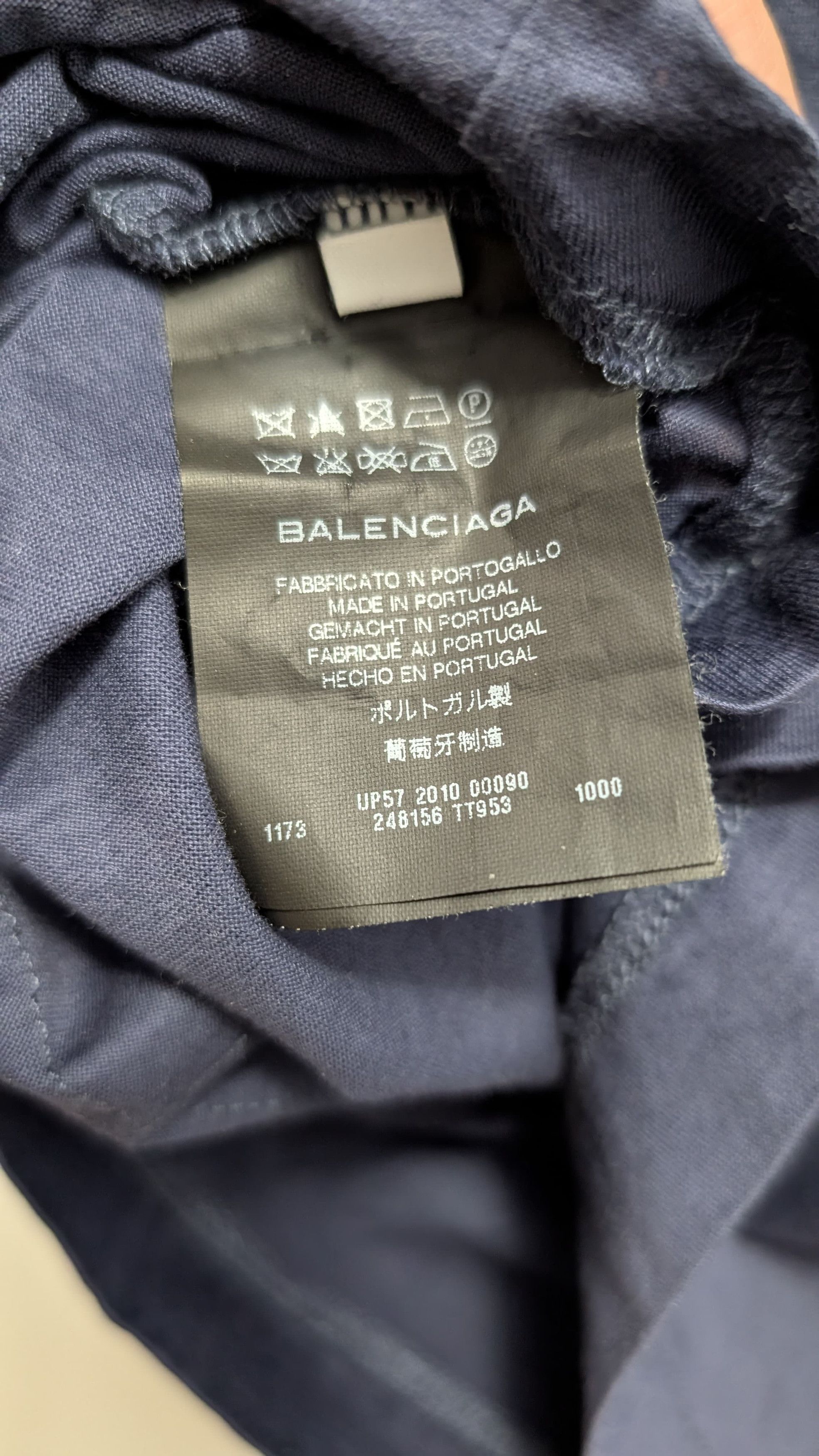 Balenciaga Balenciaga Paris Runway Lightweight Hoodie - Size S Size US S / EU 44-46 / 1 - 5 Thumbnail