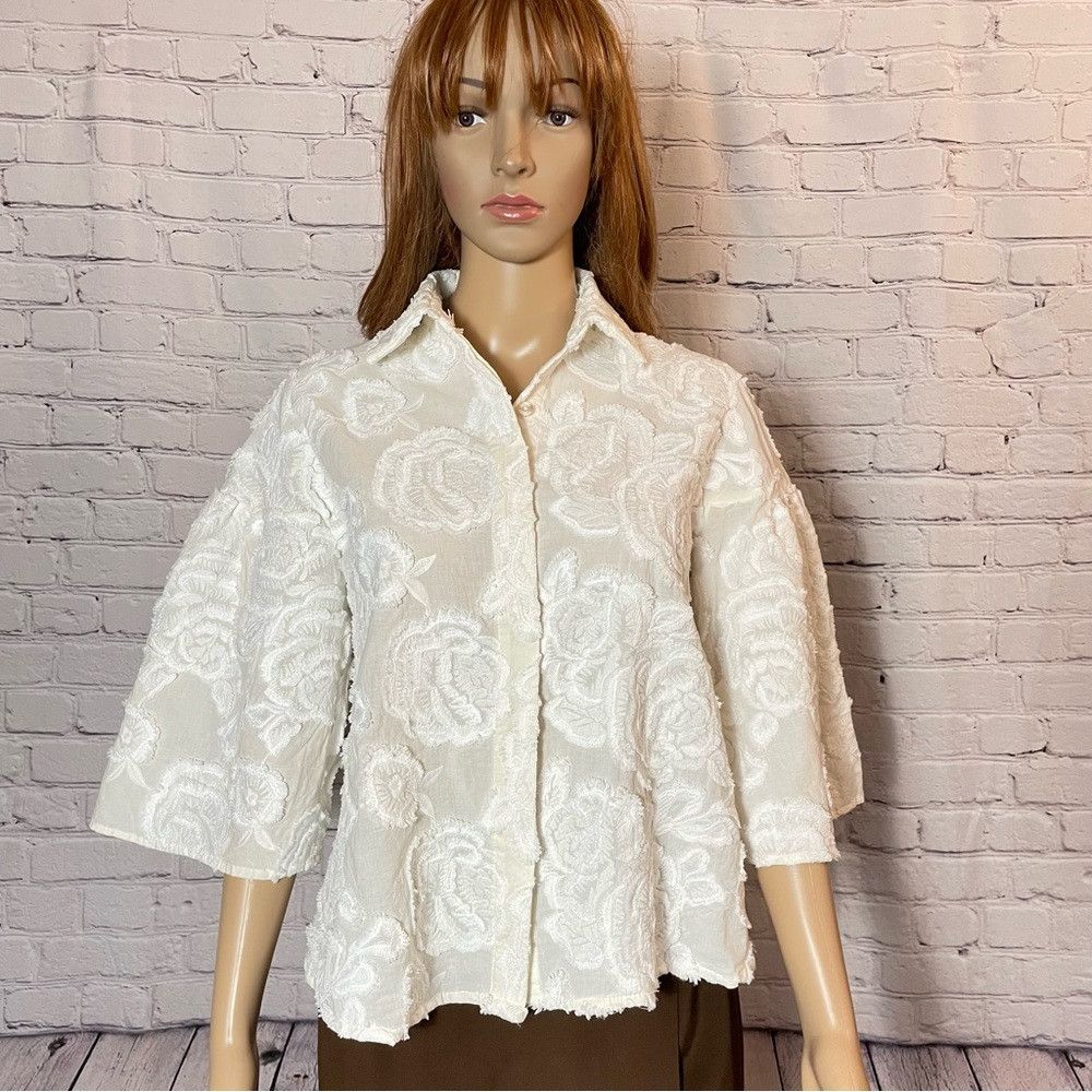 Current Air Current Air Floral Embroidered Cotton 3/4 Bell Sleeve Ivory Size XS / US 0-2 / IT 36-38 - 1 Thumbnail