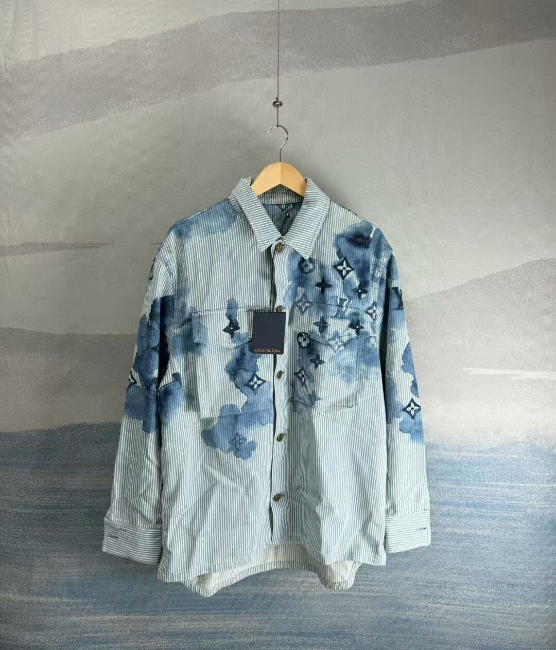 Louis Vuitton louis vuitton watercolor denim work jacket Size US M / EU 48-50 / 2 - 1 Thumbnail