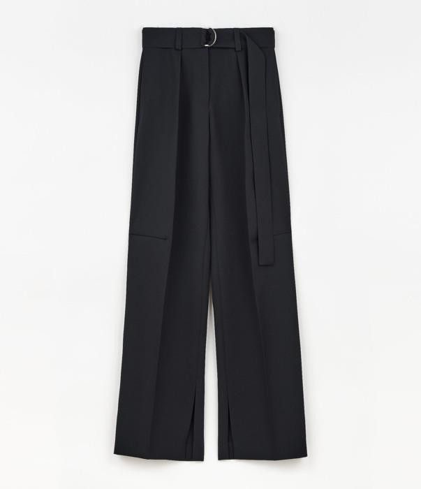 o1w1db10825 Pant in Black