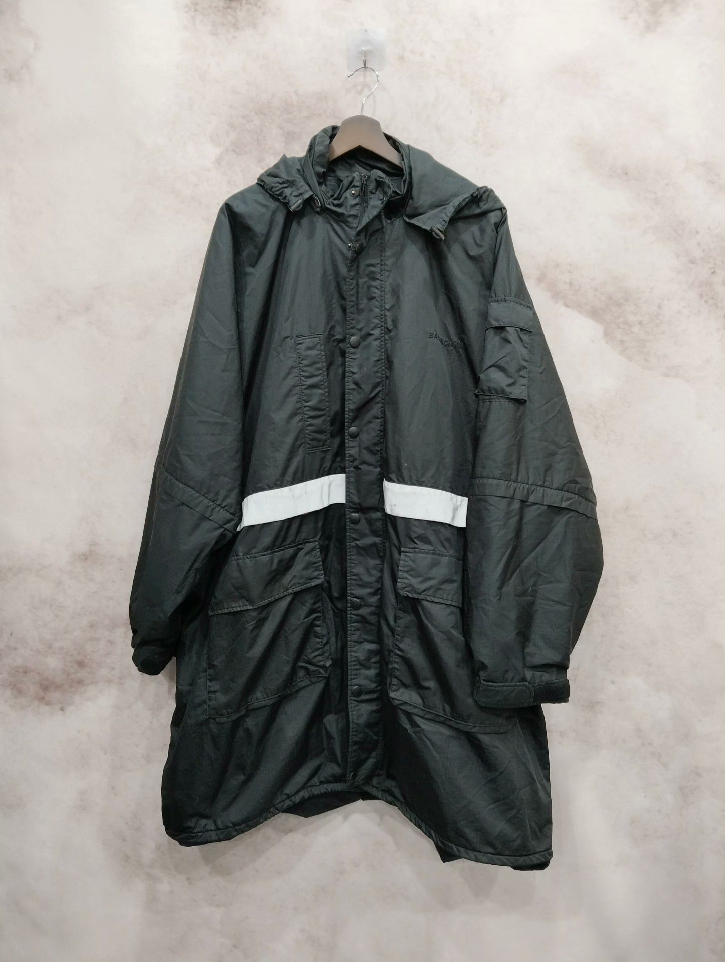 Balenciaga Balenciaga Light Jacket 44 Men Size US L / EU 52-54 / 3 - 1 Thumbnail