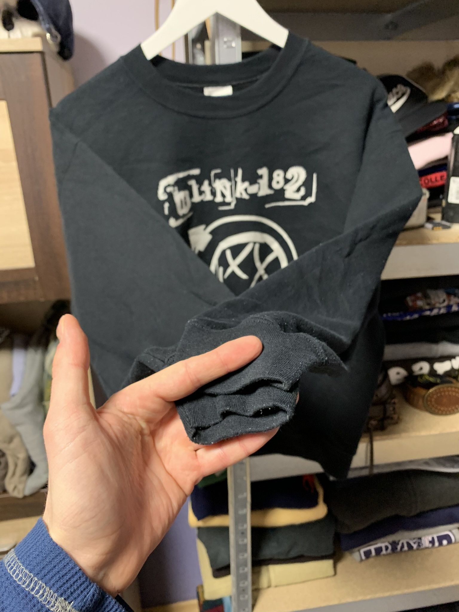 Gildan 00’s BLINK 182 Sweatshirt M Size US M / EU 48-50 / 2 - 3 Thumbnail