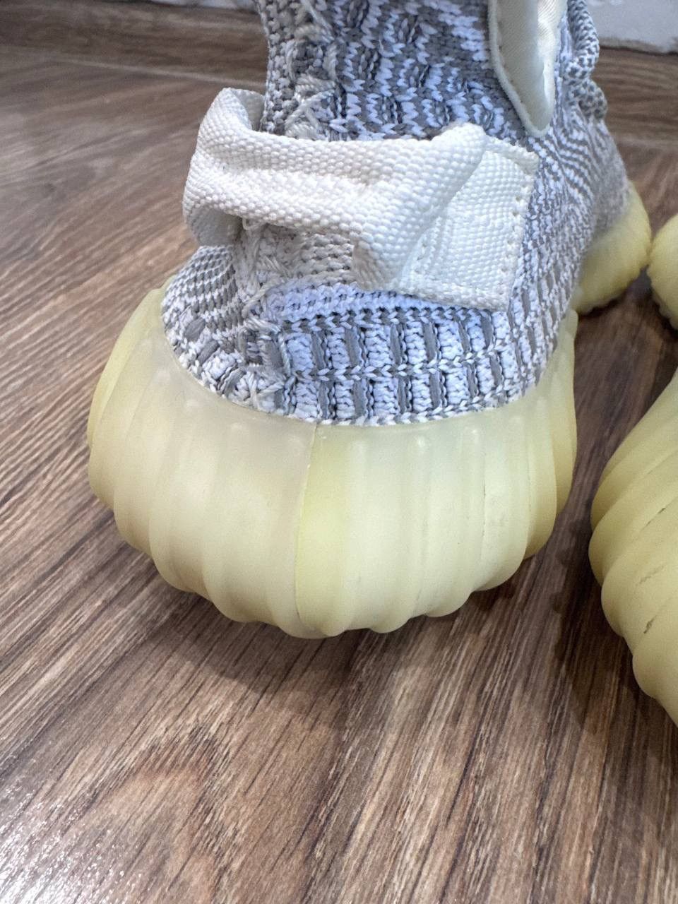 Adidas ADIDAS YEEZY BOOST 350 V2 STATIC REFLECTIVE Size US 5.5 / EU 38 - 12 Thumbnail