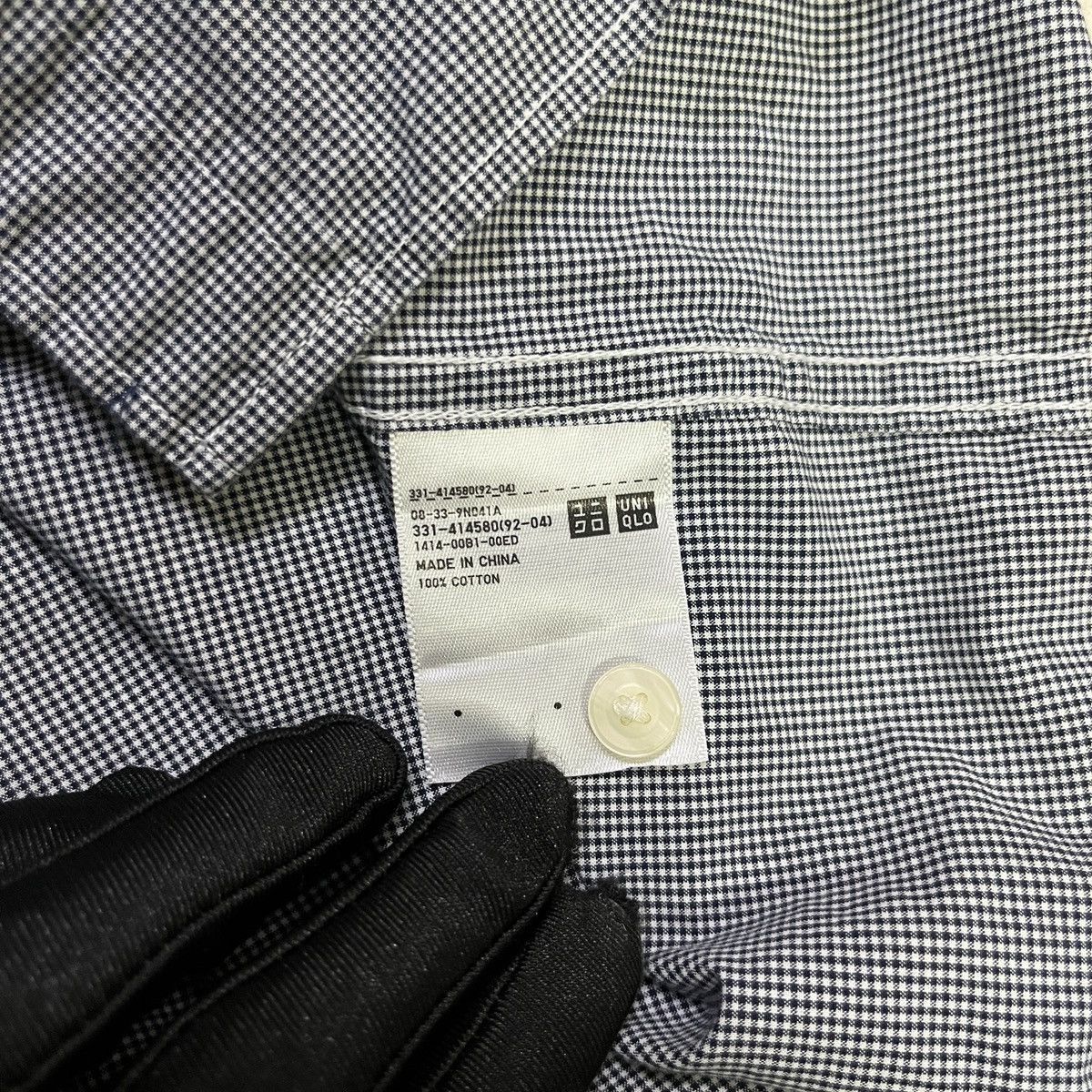 Uniqlo Uniqlo Small Checkered Button Up Shirt Size US S / EU 44-46 / 1 - 6 Thumbnail