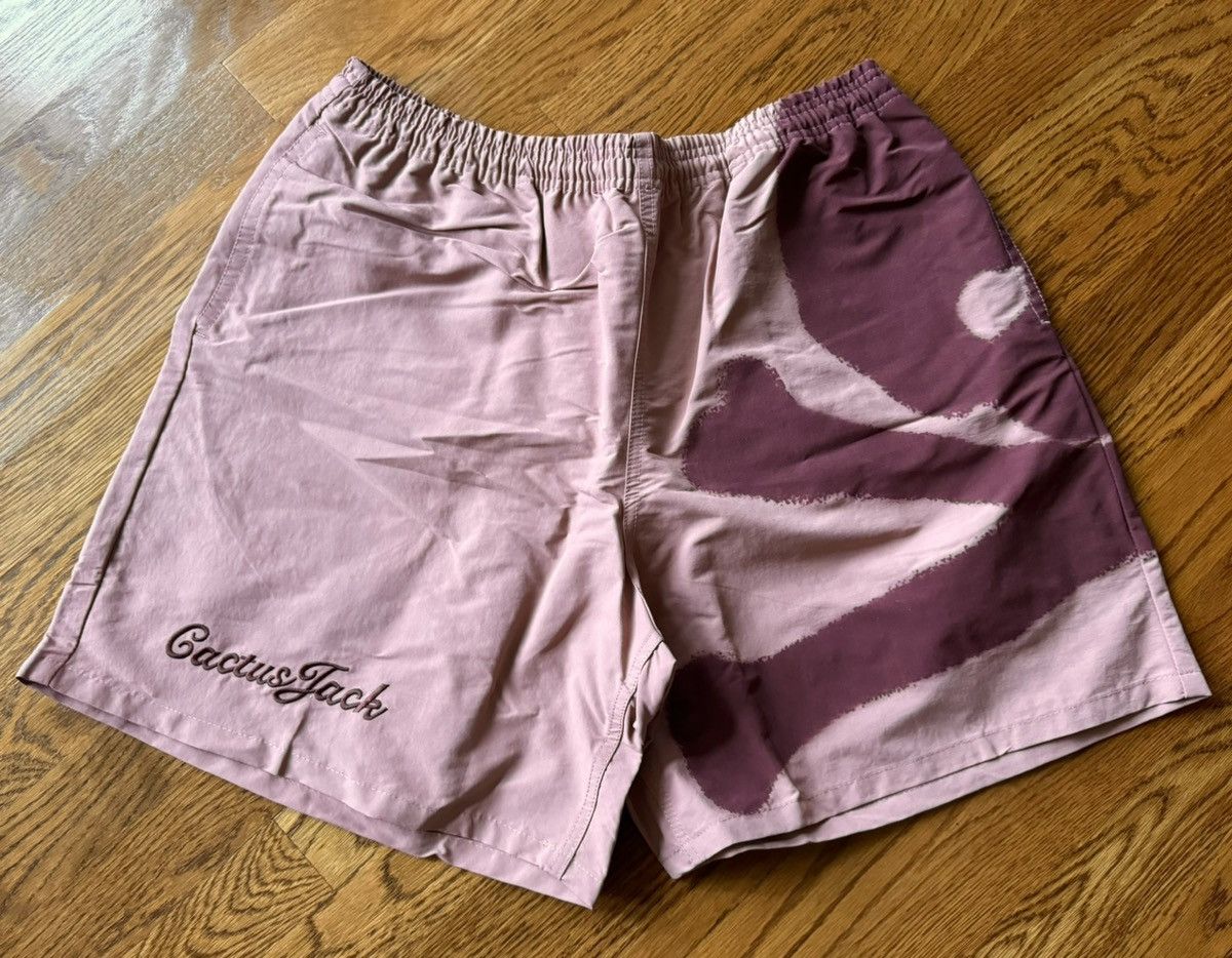 Travis Scott Medium Cactus Jack for Mastermind Skull Shorts Pink 