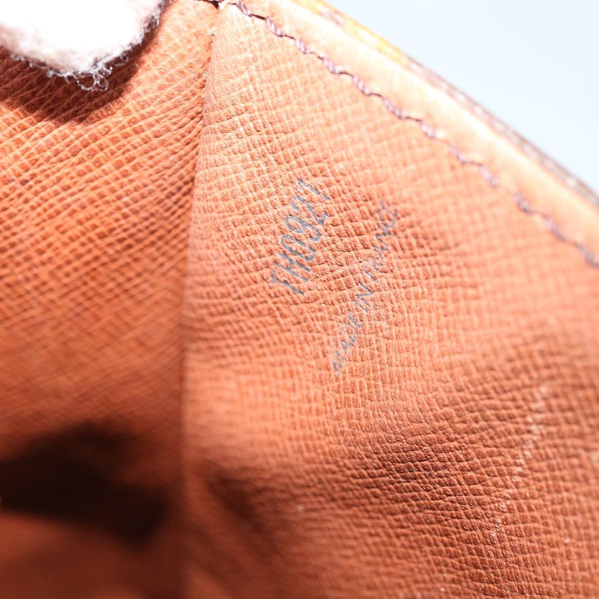 Louis Vuitton LOUIS VUITTON Monogram Saint Cloud GM Shoulder Bag M51242 Size ONE SIZE - 12 Thumbnail