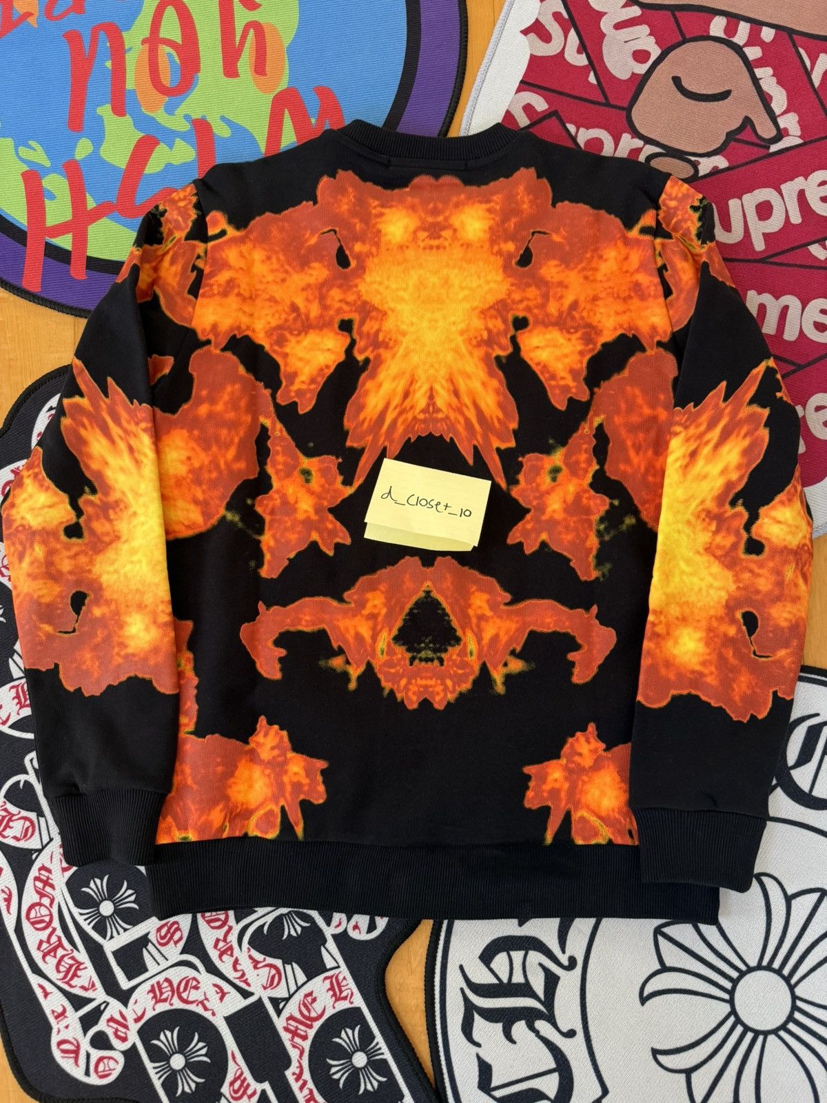 Givenchy Givenchy Fire Flame Flower Sweater Size US S / EU 44-46 / 1 - 3 Thumbnail