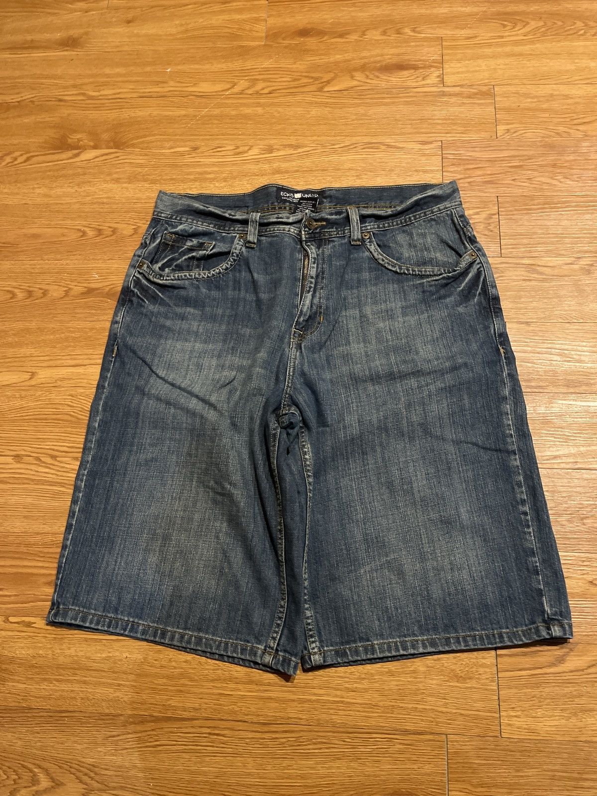 Ecko Unltd. vintage 90’s baggy embroidered faded ecko jorts Size US 36 / EU 52 - 2 Thumbnail